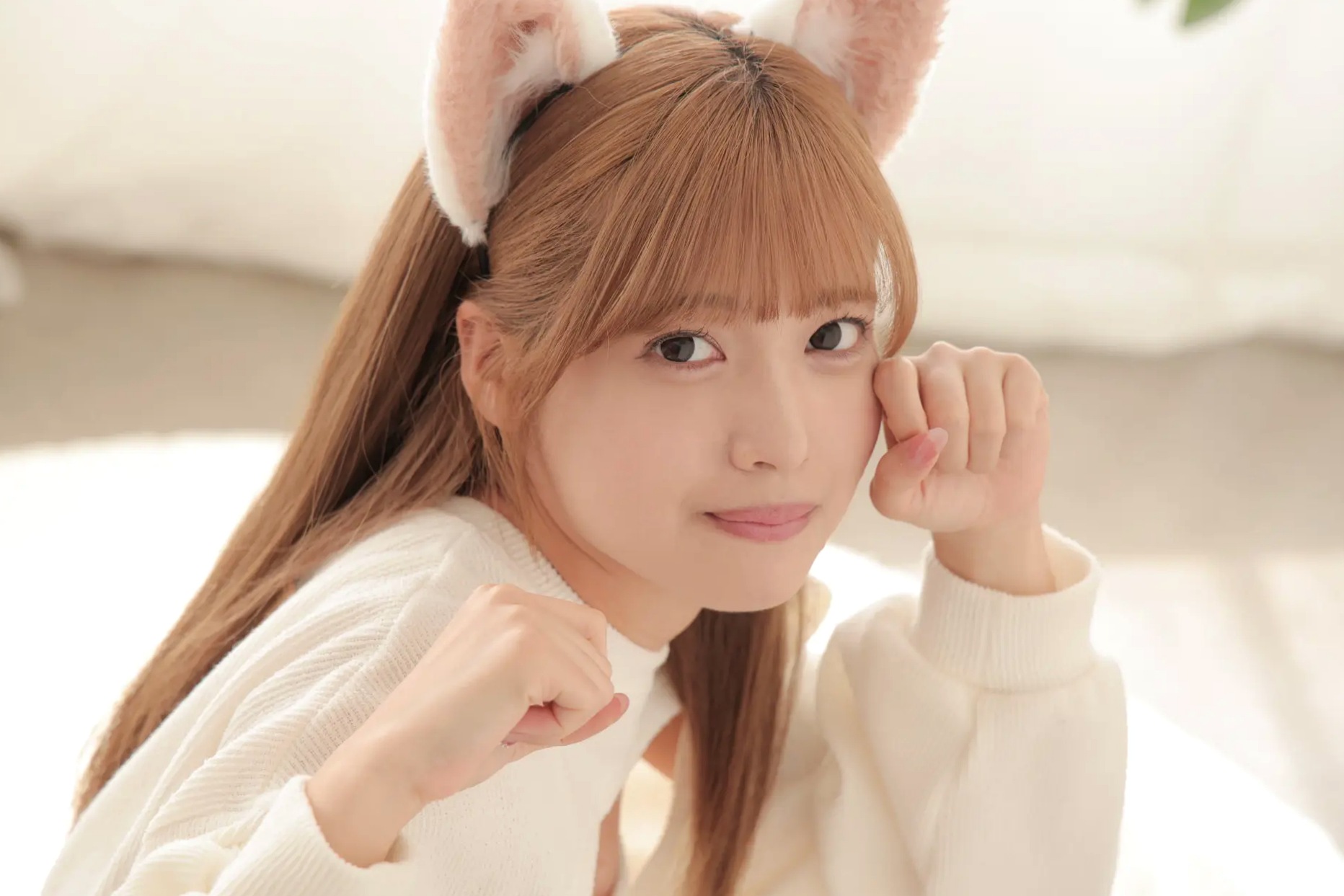 [LOVEPOP] Asuka Nekomiya 猫宮あすか Photoset 13 纯白猫娘萌系私房家居写真