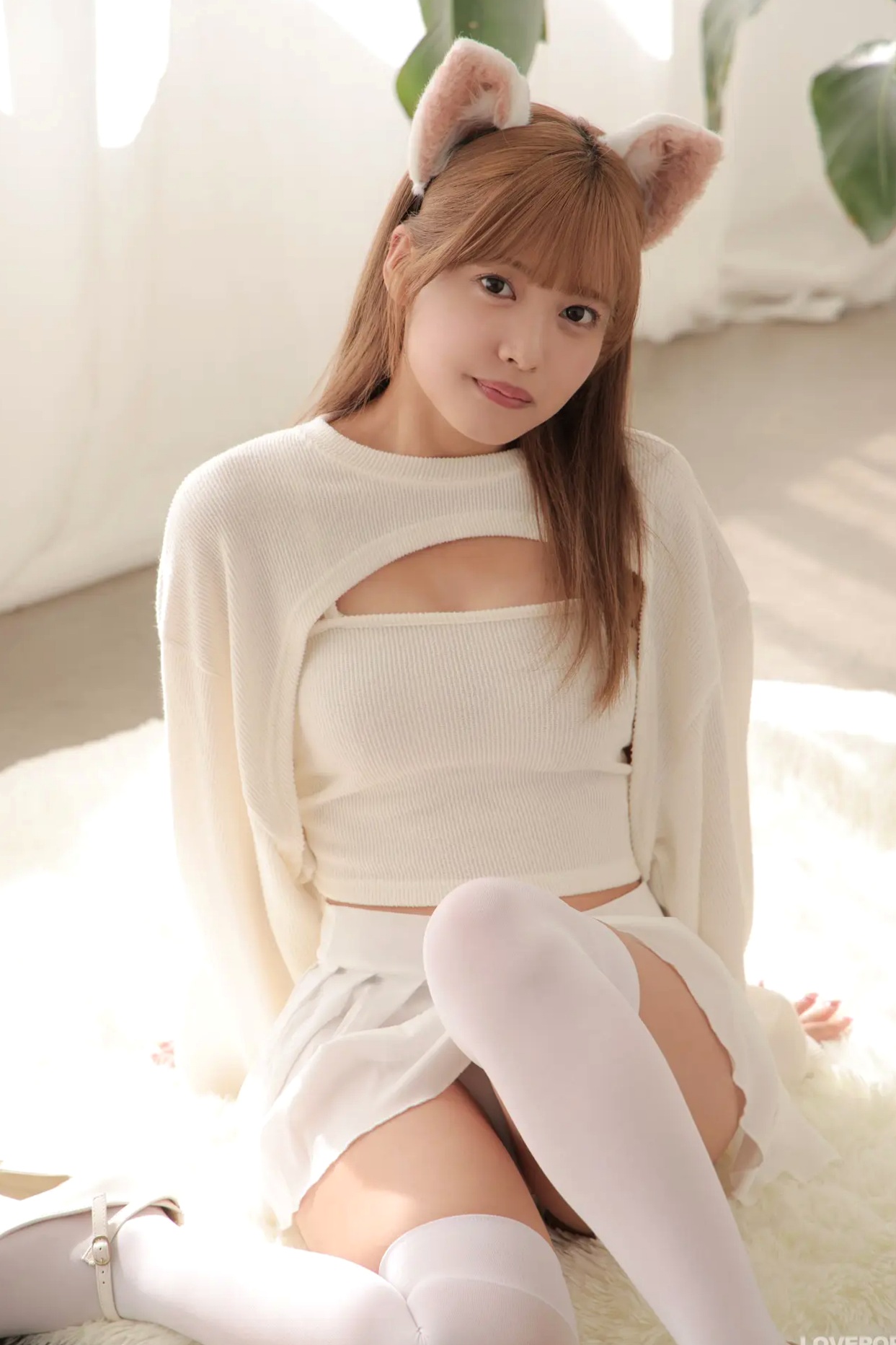[LOVEPOP] Asuka Nekomiya 猫宮あすか Photoset 13 纯白猫娘萌系私房家居写真