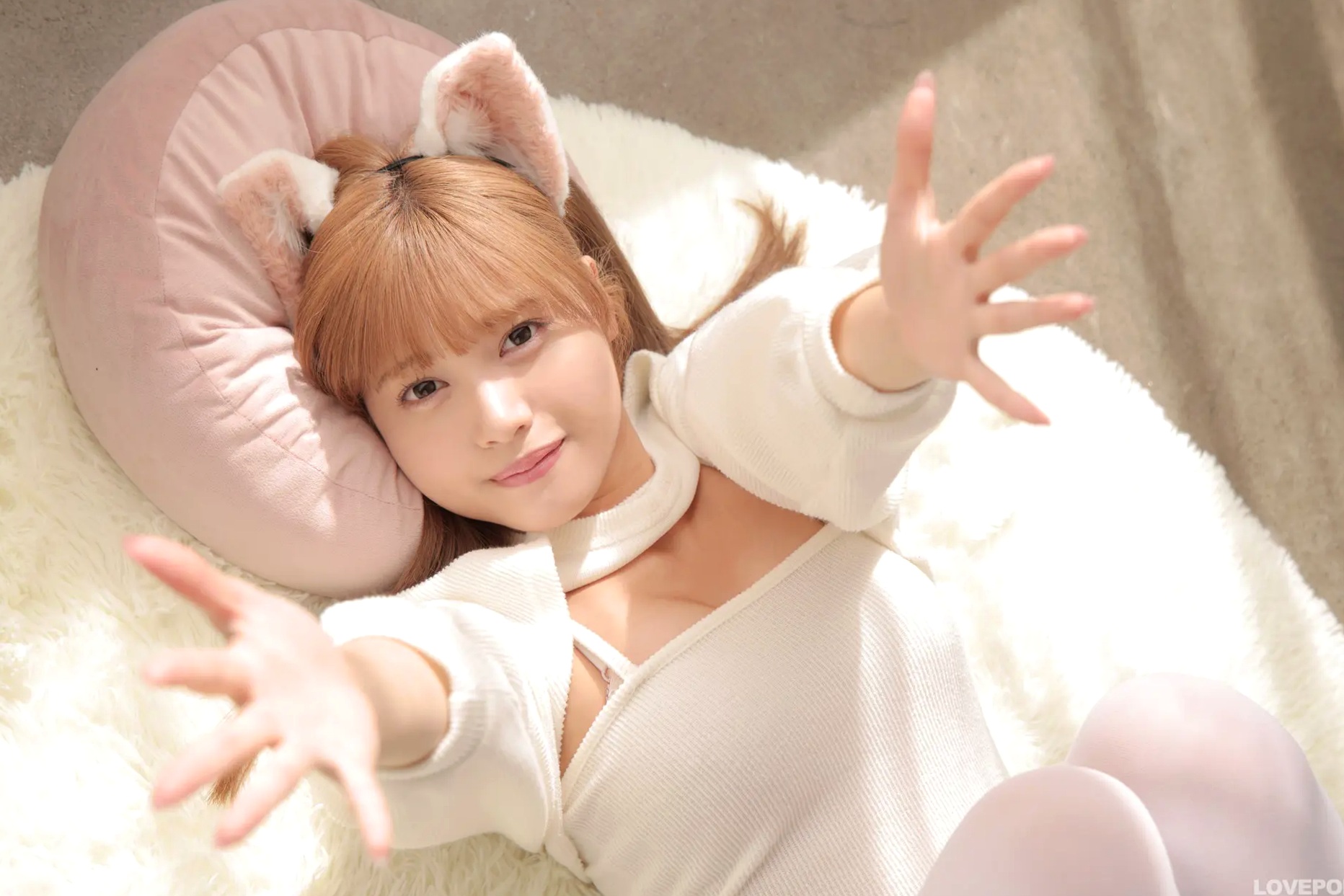 [LOVEPOP] Asuka Nekomiya 猫宮あすか Photoset 13 纯白猫娘萌系私房家居写真