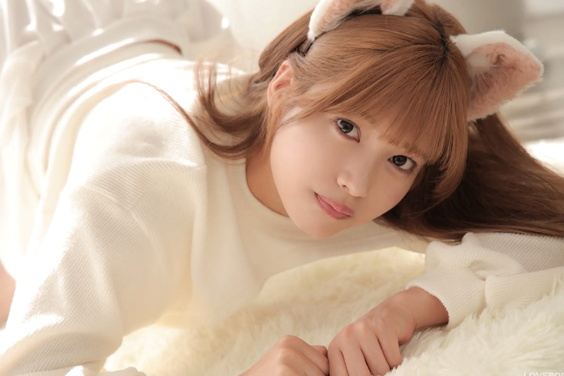 [LOVEPOP] Asuka Nekomiya 猫宮あすか Photoset 13 纯白猫娘萌系私房家居写真