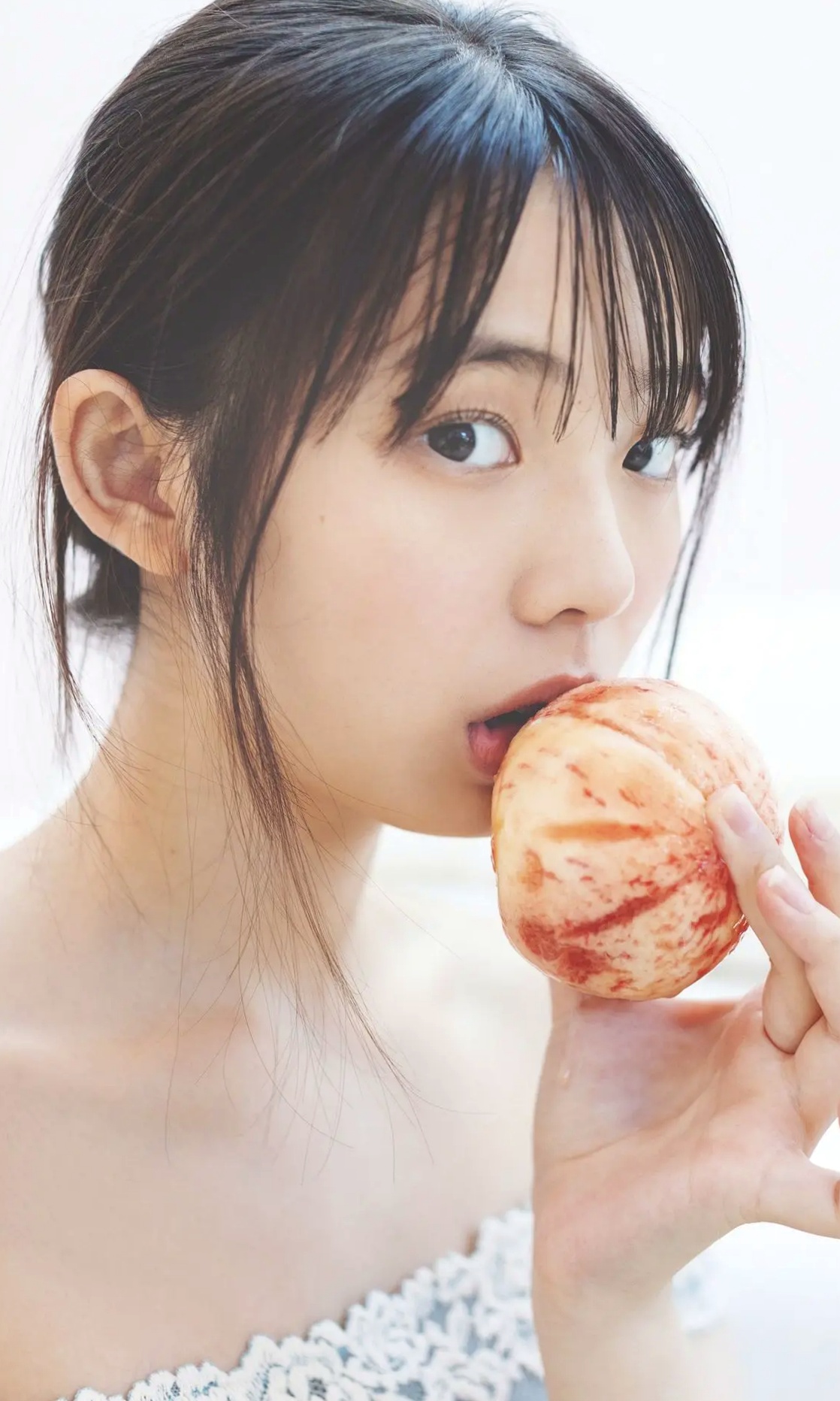 菊地姫奈 - GROWING UP！车内清新比基尼写真 纯欲性感大片