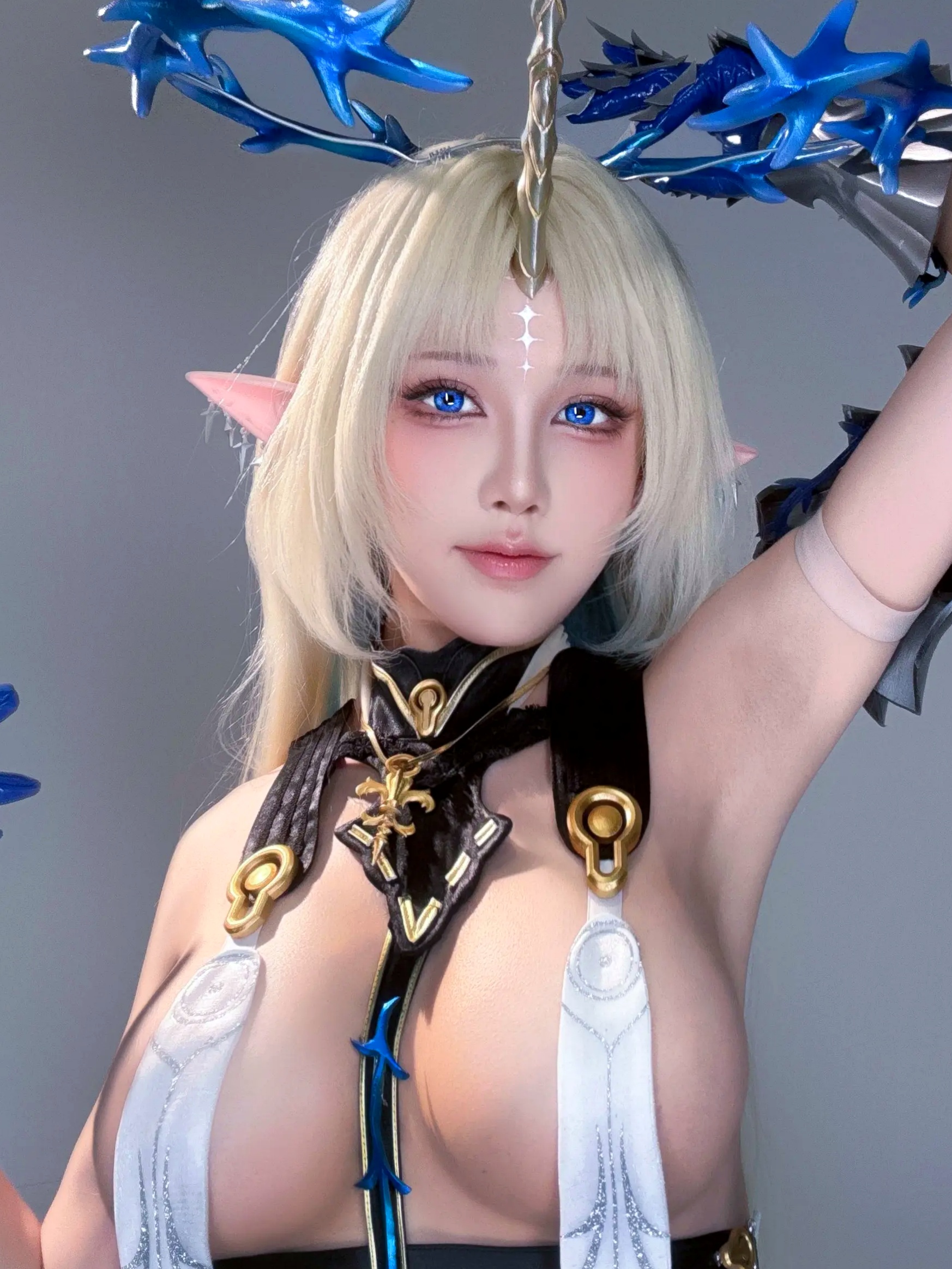 水淼aqua - 芙露德莉斯 Fleurdelys 二次元奇幻角色扮演性感冷艳自拍