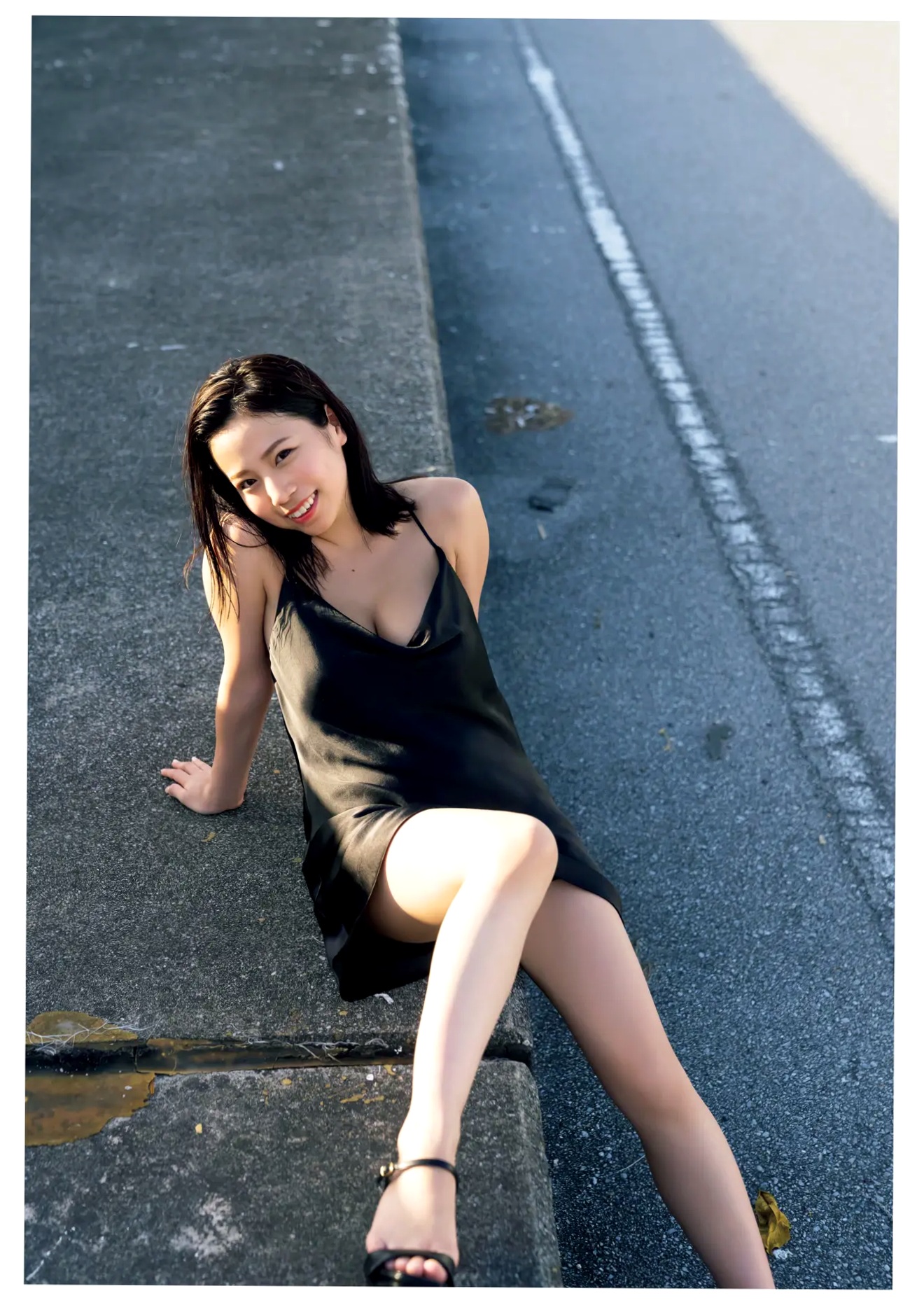 乙陽葵 - なんがでっきょん [108P] 户外向日葵性感比基尼写真 阳光清纯美胸图集