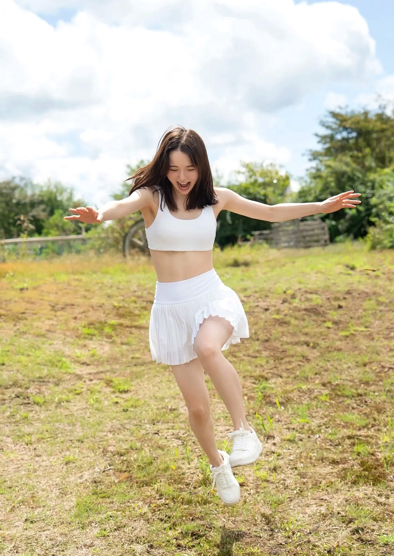 坂巻有紗 - Active Alissa！[43P] 阳光户外运动写真 运动短裙展现修长美腿 治愈系清纯美少女