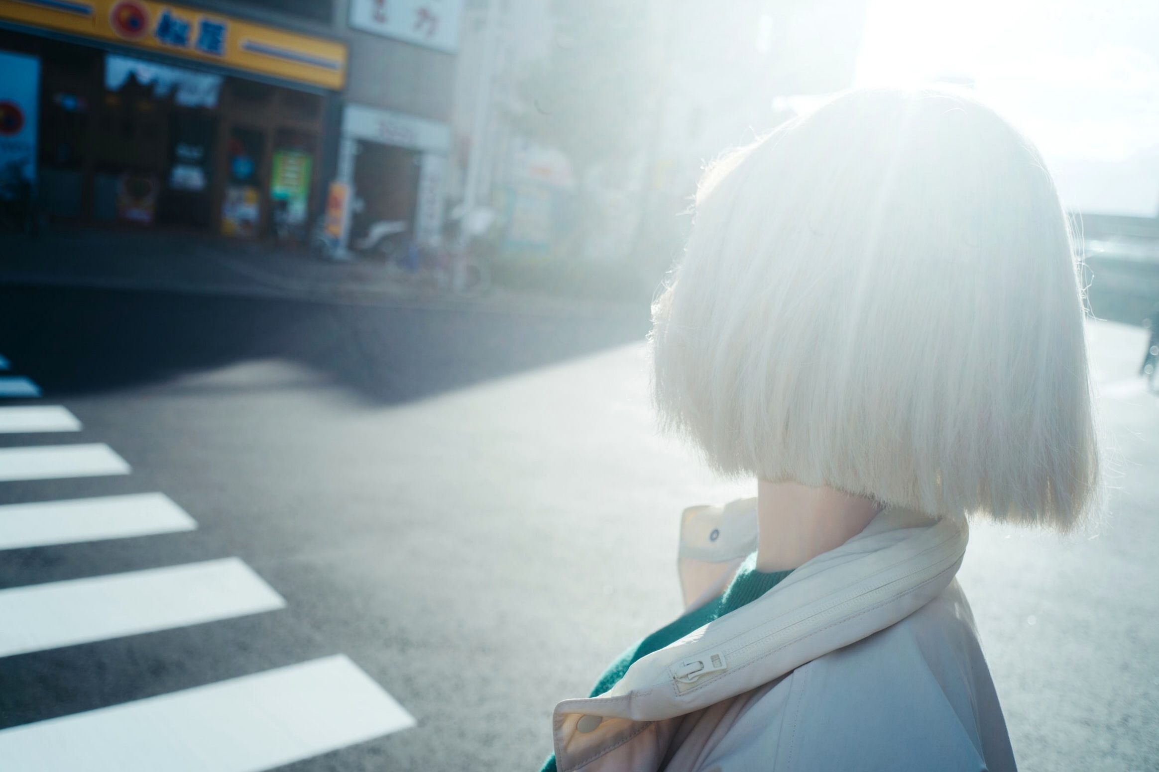 蠢沫沫-秋寻上 日系校服制服与大阪街拍性感写真