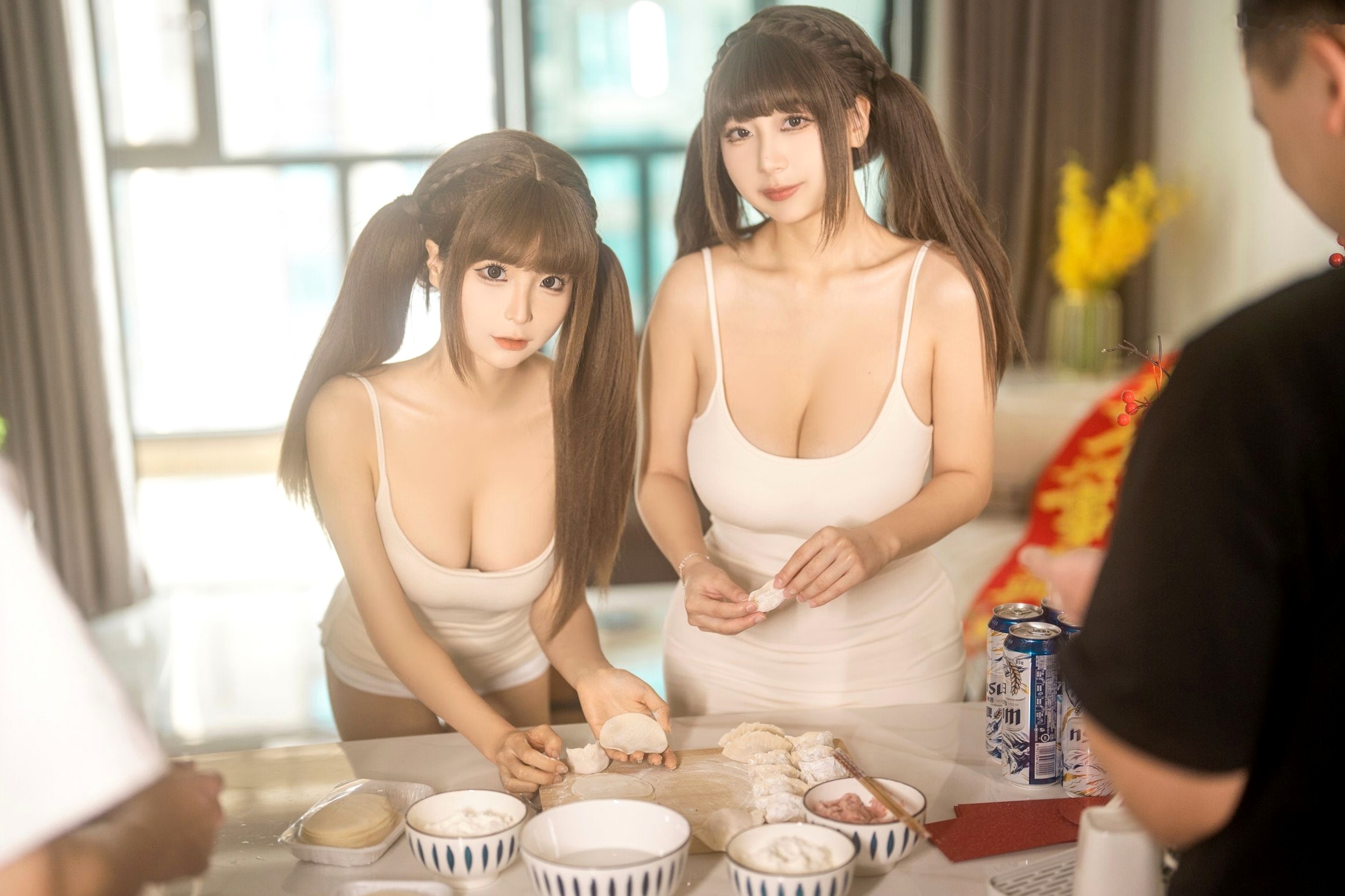 蠢沫沫-浅安安-双人新年贺岁家居私房性感诱惑写真