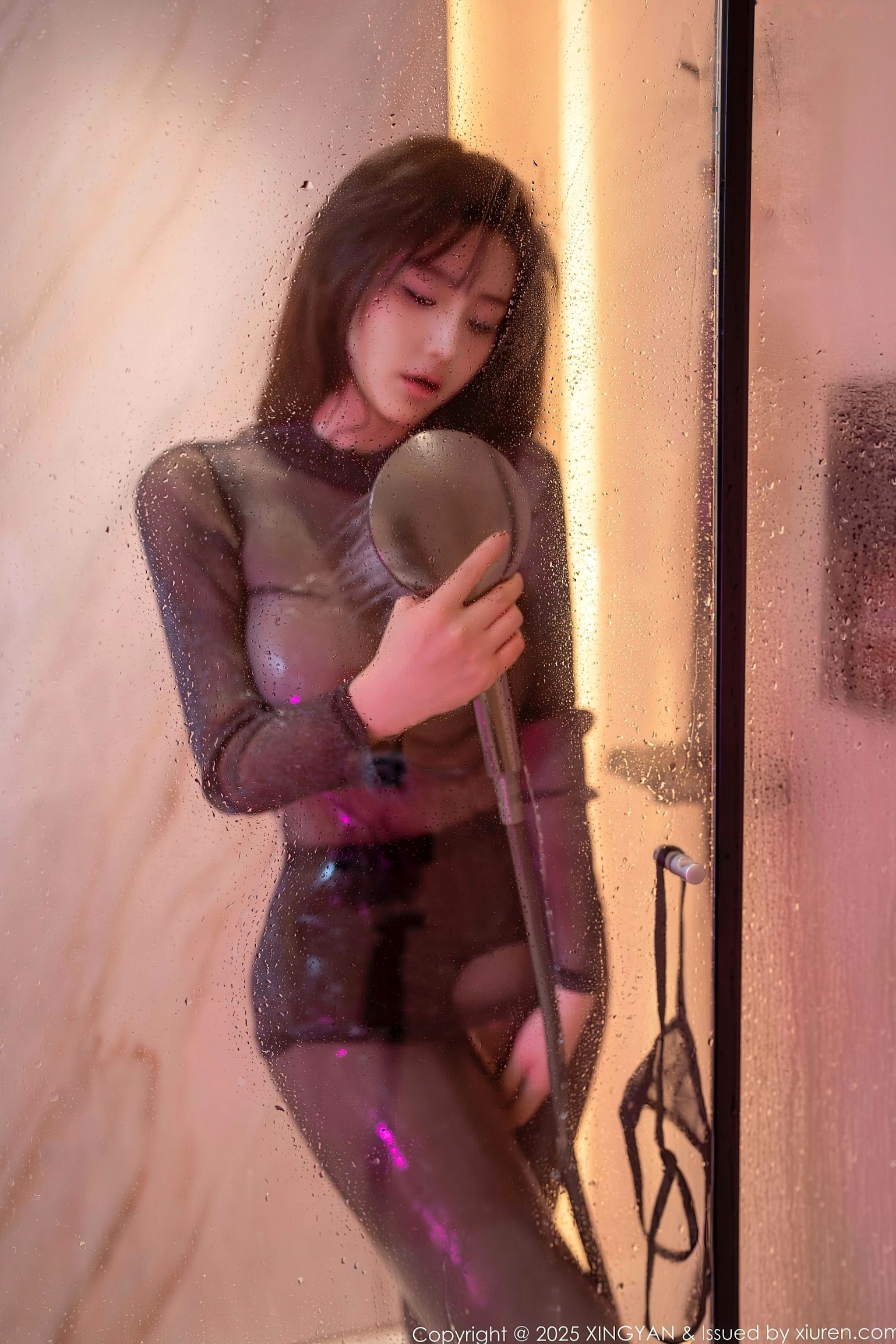 Gallery - XingYan星颜社- Star Face -424-沈南汐RuRu-肉色连衣裙黑丝湿身翘臀-2025.11.11星颜社- Star Face  女神私房照_秀色女神 - image 26