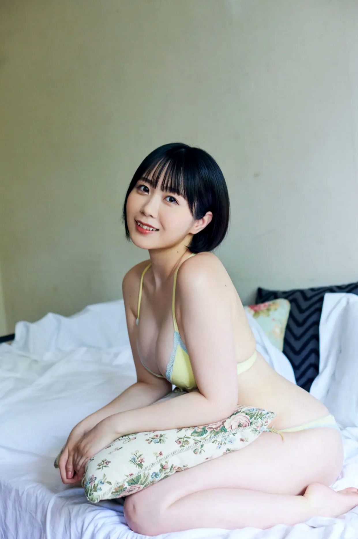 Gallery - 夜道雪 - 人気声優のマシュマロボディ：多款精致内衣与比基尼卧室私房写真，极致诱惑的软萌女神风采日本性感内衣私房照诱惑 女神私房照_秀色女神 - image 116