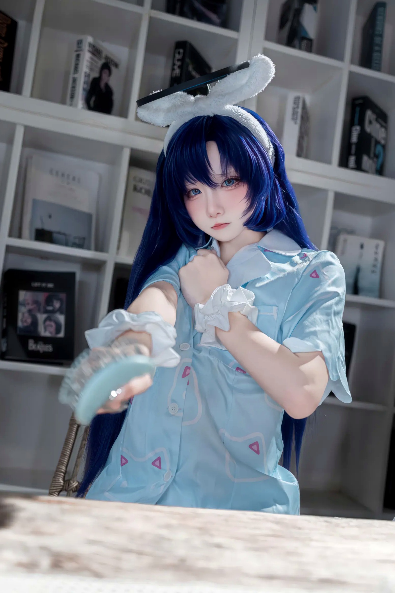 Gallery - 碧蓝档案优香睡衣Cosplay，极致清纯诱惑，蓝发萌系少女家居私房美图[35P]角色扮演萌系性感私房照白嫩 女神私房照_秀色女神 - image 7