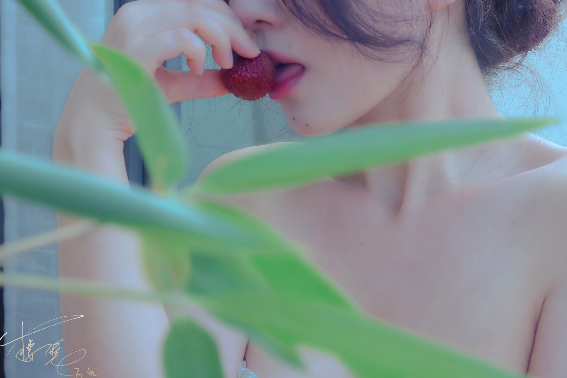 Gallery - 樱晚gigi-夏末未至：唯美私房柔光系列，曼妙曲线极致诱惑，清新夏日写真大尺度私房照性感诱惑 女神私房照_秀色女神 - image 3