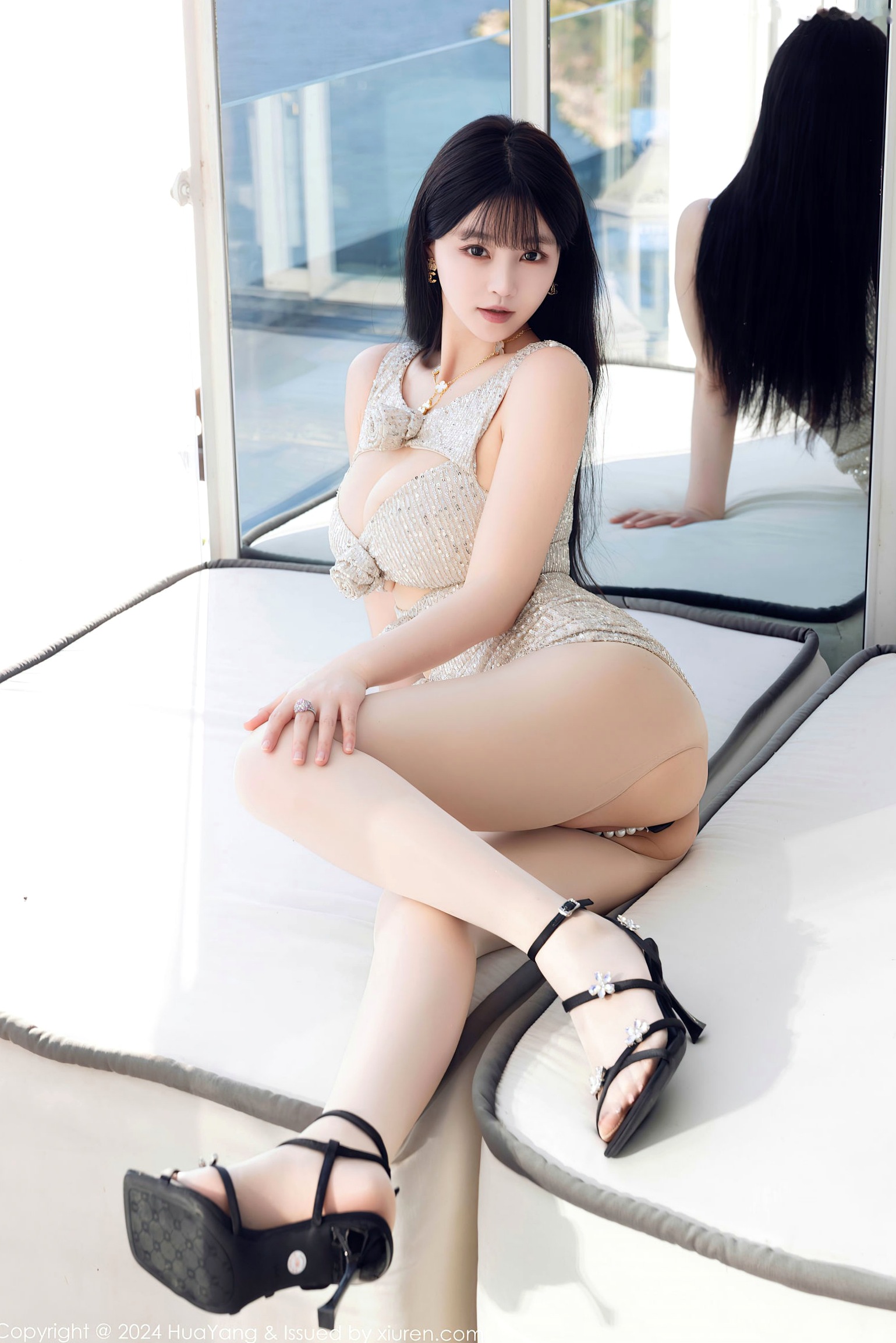 Gallery - HuaYang花漾 - Flower-609-朱可儿-心上可Flora-银色闪亮连衣短裙-室内私房性感写真-女神绝美丝袜长腿大尺度福利性感尤物私房照丝袜女神 女神私房照_秀色女神 - image 20