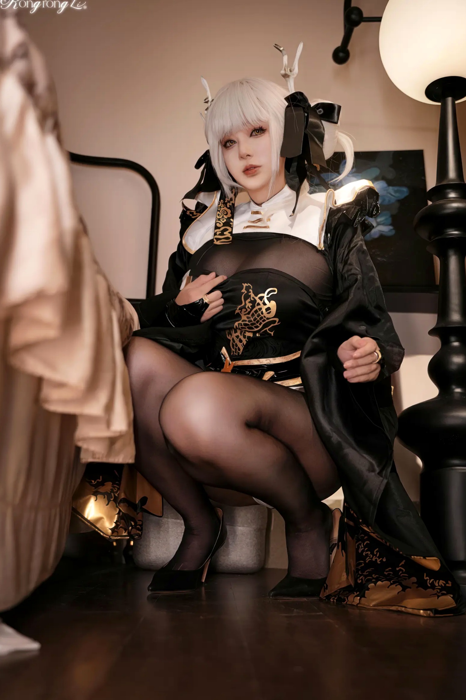 Gallery - 小容仔咕咕咕 NIKKE胜利女神布兰儿黑丝cosplay，极品角色扮演私房大尺度写真，性感魅惑美图45P角色扮演黑丝性感私房照 女神私房照_秀色女神 - image 28