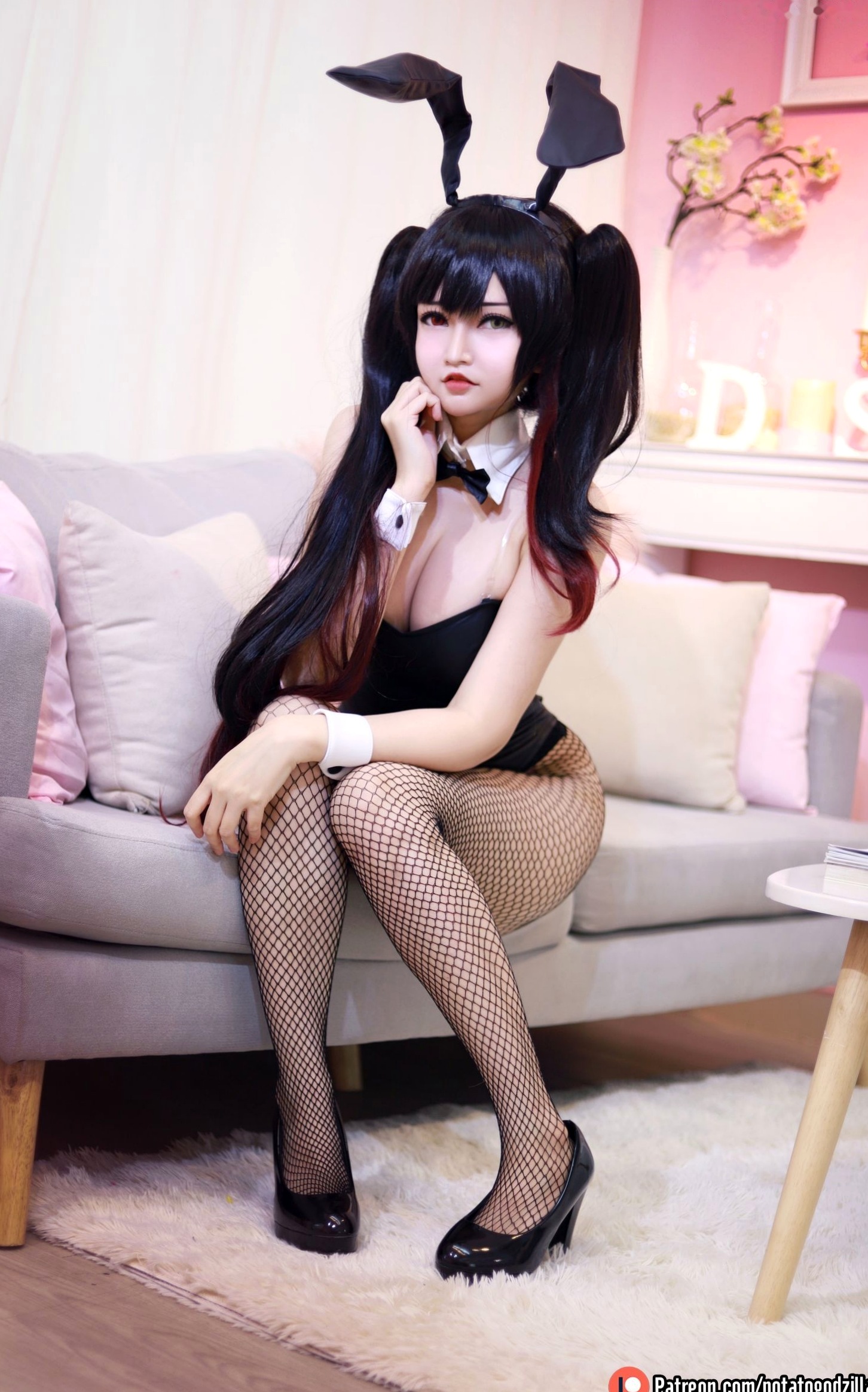 Gallery - Potato-Godzilla-Kurumi-Tokisaki-Bunny-Girl：高颜值时崎狂三兔女郎角色扮演，性感黑丝诱惑写真角色扮演性感美腿诱惑丝袜 女神私房照_秀色女神 - image 2