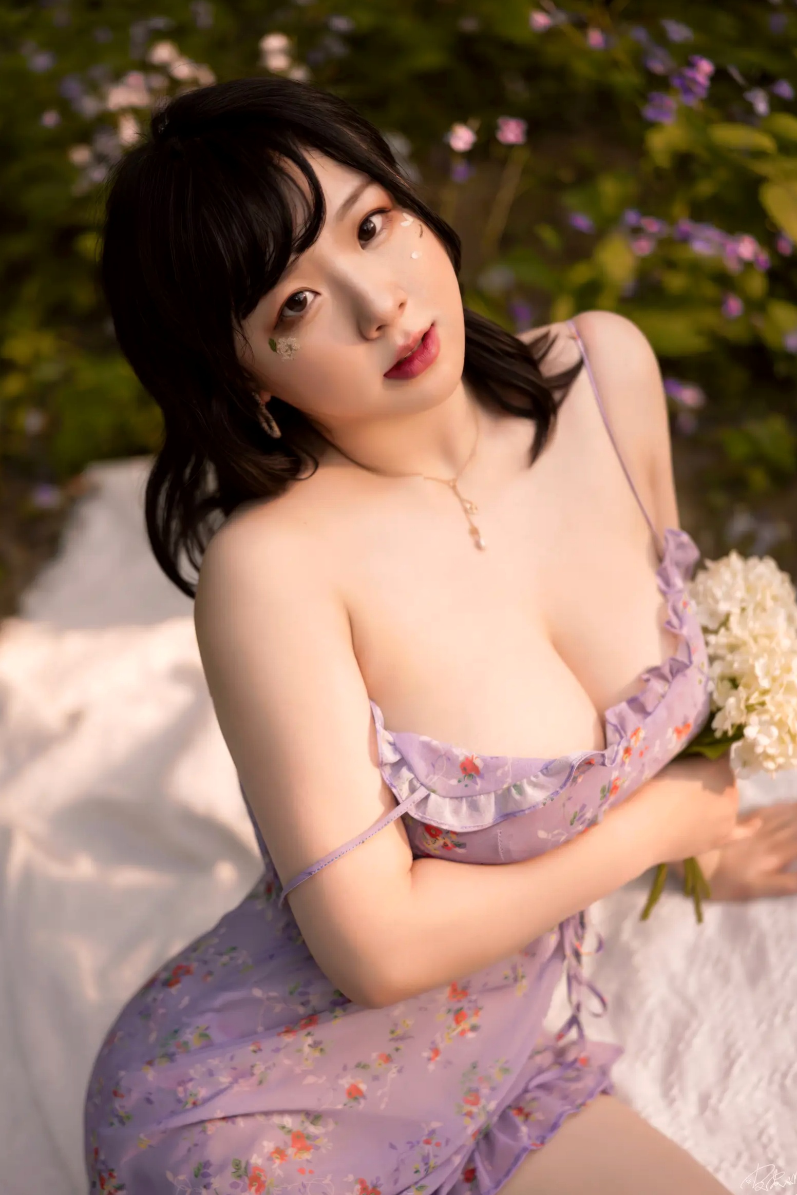 Gallery - 皮皮奶 - 野餐呀清新甜美户外野餐风写真，碎花吊带裙少女的草地私房大片 [20P]户外童颜巨乳清新私房照 女神私房照_秀色女神 - image 10
