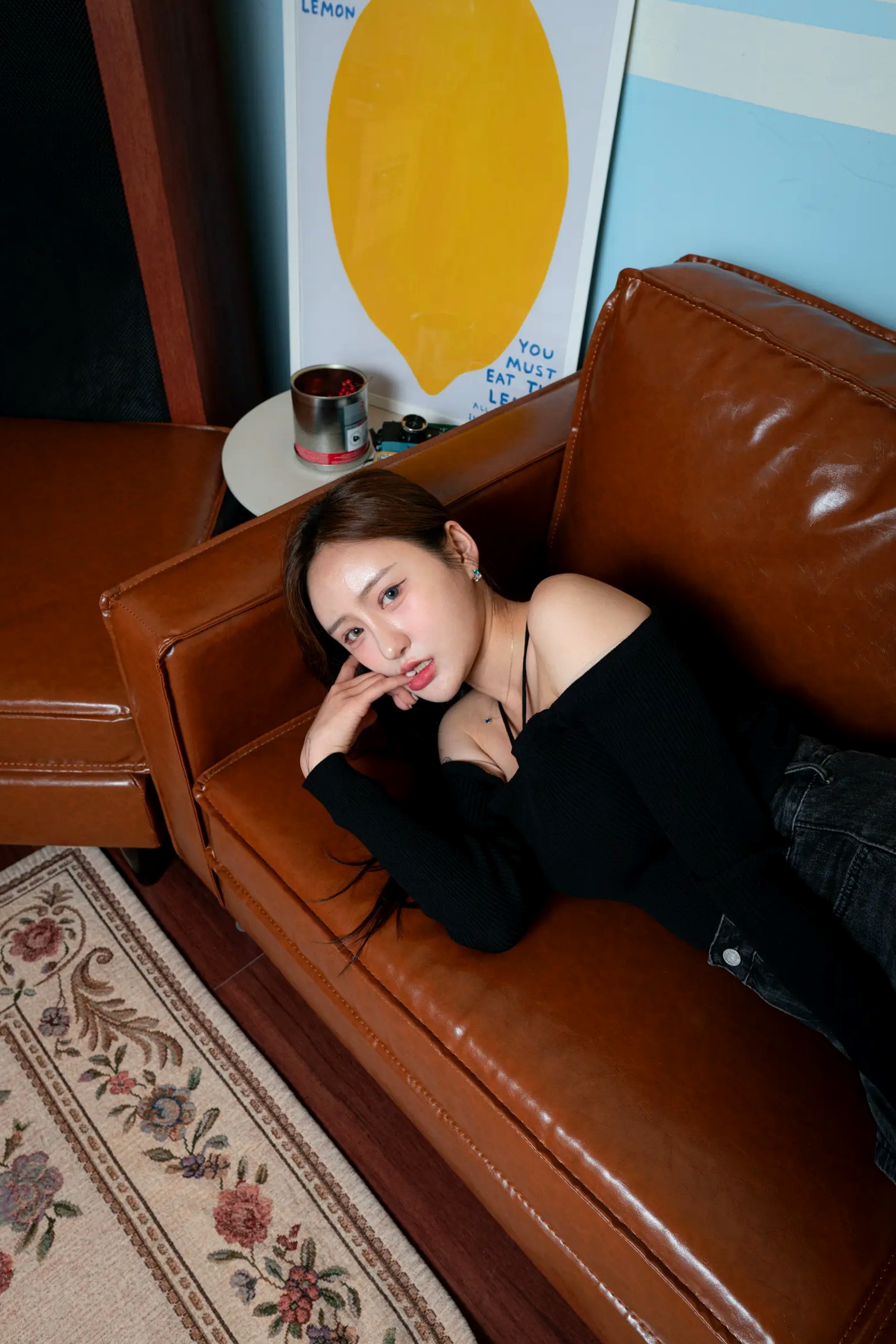 Gallery - Muchenne 006 - YU 居家私房写真 慵懒丹宁长腿气质大片 [55P]气质私房照美腿居家 女神私房照_秀色女神 - image 25