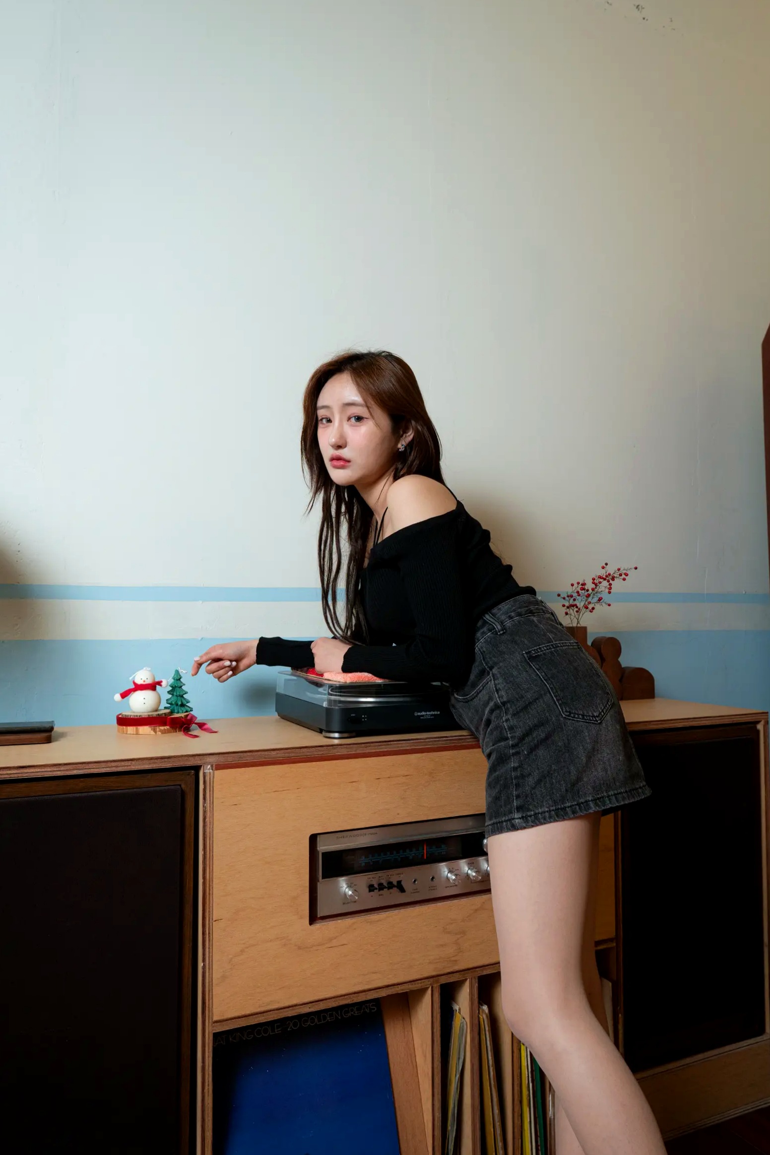 Gallery - Muchenne 006 - YU 居家私房写真 慵懒丹宁长腿气质大片 [55P]气质私房照美腿居家 女神私房照_秀色女神 - image 35