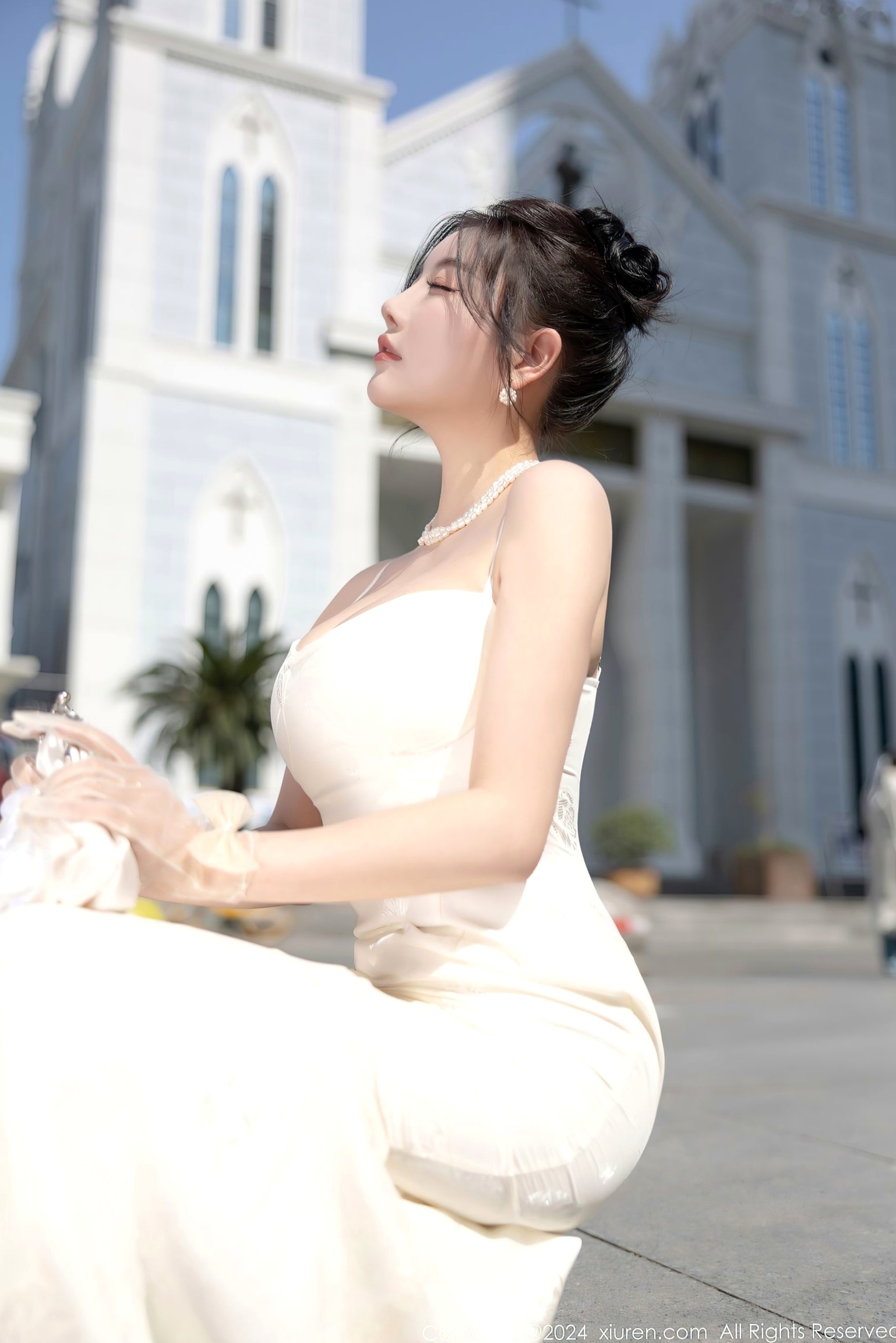Gallery - XiuRen秀人网 - XiuRen -8538-杨晨晨Yome-纯欲风白色吊带长裙与白色丝袜室内私房写真-极致优雅诱惑-2024.05.14秀人网 - XiuRen 女神丝袜私房照诱惑 女神私房照_秀色女神 - image 8
