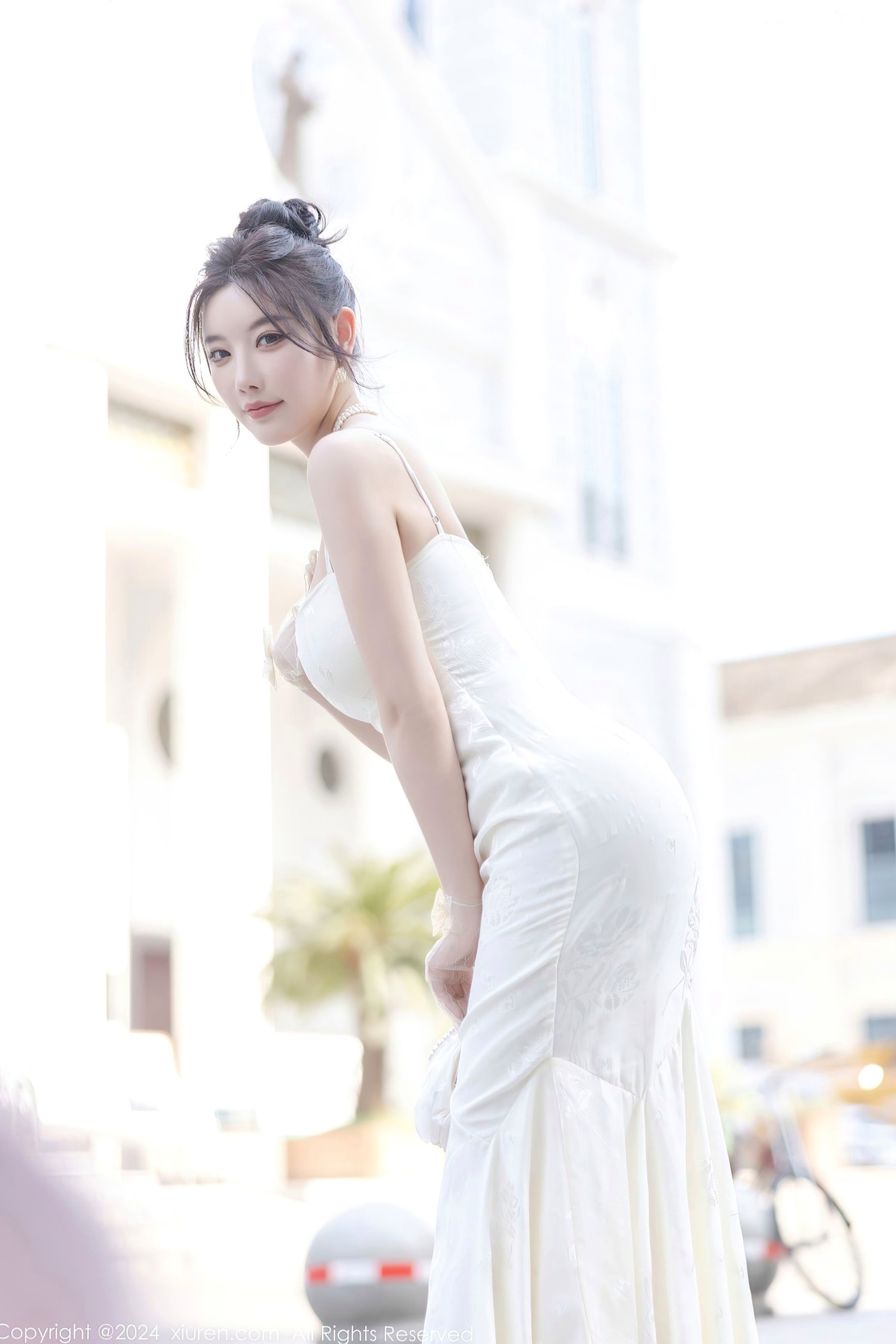 Gallery - XiuRen秀人网 - XiuRen -8538-杨晨晨Yome-纯欲风白色吊带长裙与白色丝袜室内私房写真-极致优雅诱惑-2024.05.14秀人网 - XiuRen 女神丝袜私房照诱惑 女神私房照_秀色女神 - image 11