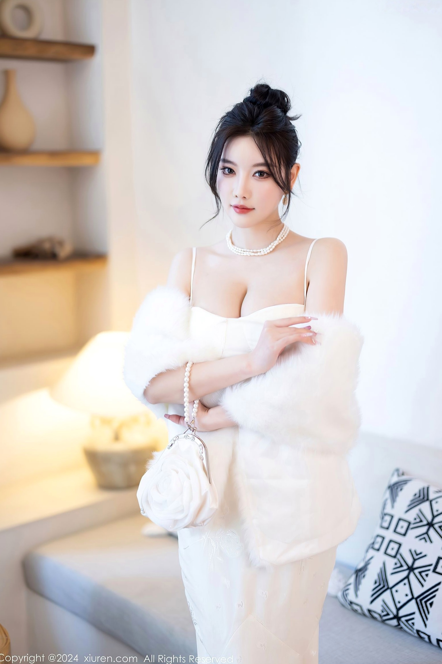 Gallery - XiuRen秀人网 - XiuRen -8538-杨晨晨Yome-纯欲风白色吊带长裙与白色丝袜室内私房写真-极致优雅诱惑-2024.05.14秀人网 - XiuRen 女神丝袜私房照诱惑 女神私房照_秀色女神 - image 26