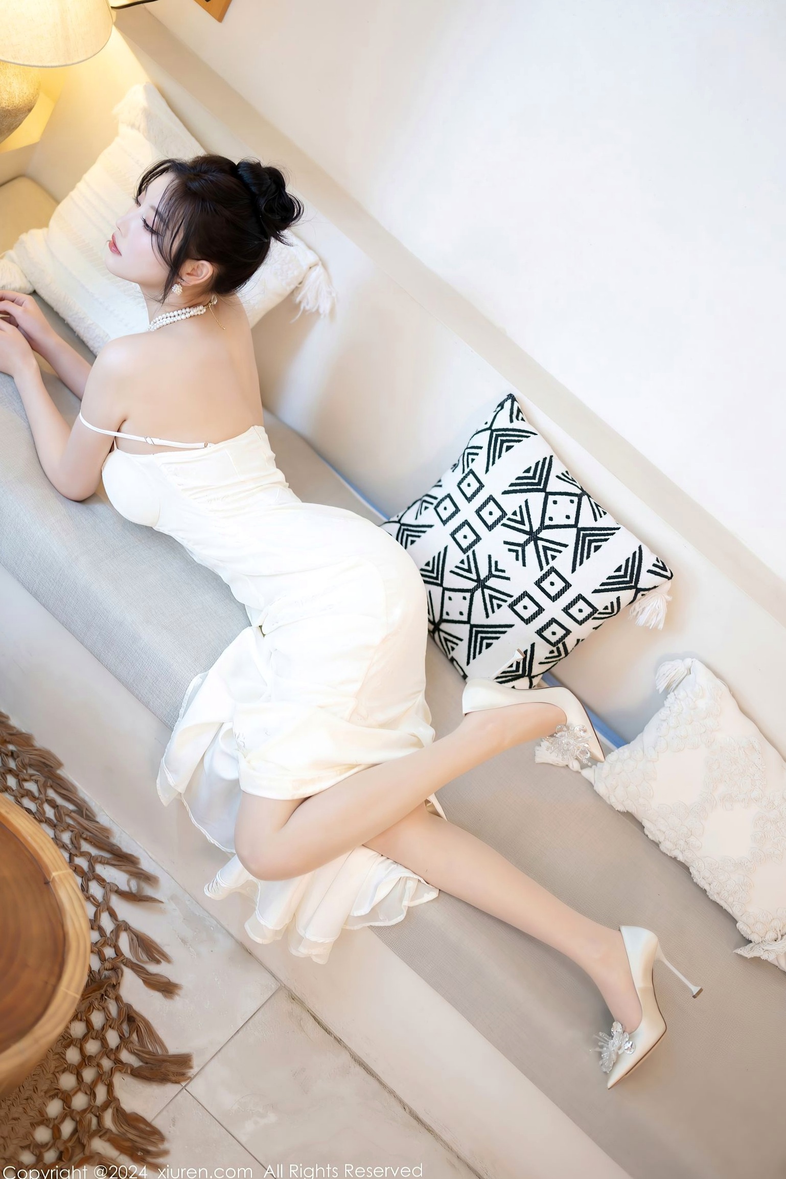 Gallery - XiuRen秀人网 - XiuRen -8538-杨晨晨Yome-纯欲风白色吊带长裙与白色丝袜室内私房写真-极致优雅诱惑-2024.05.14秀人网 - XiuRen 女神丝袜私房照诱惑 女神私房照_秀色女神 - image 41