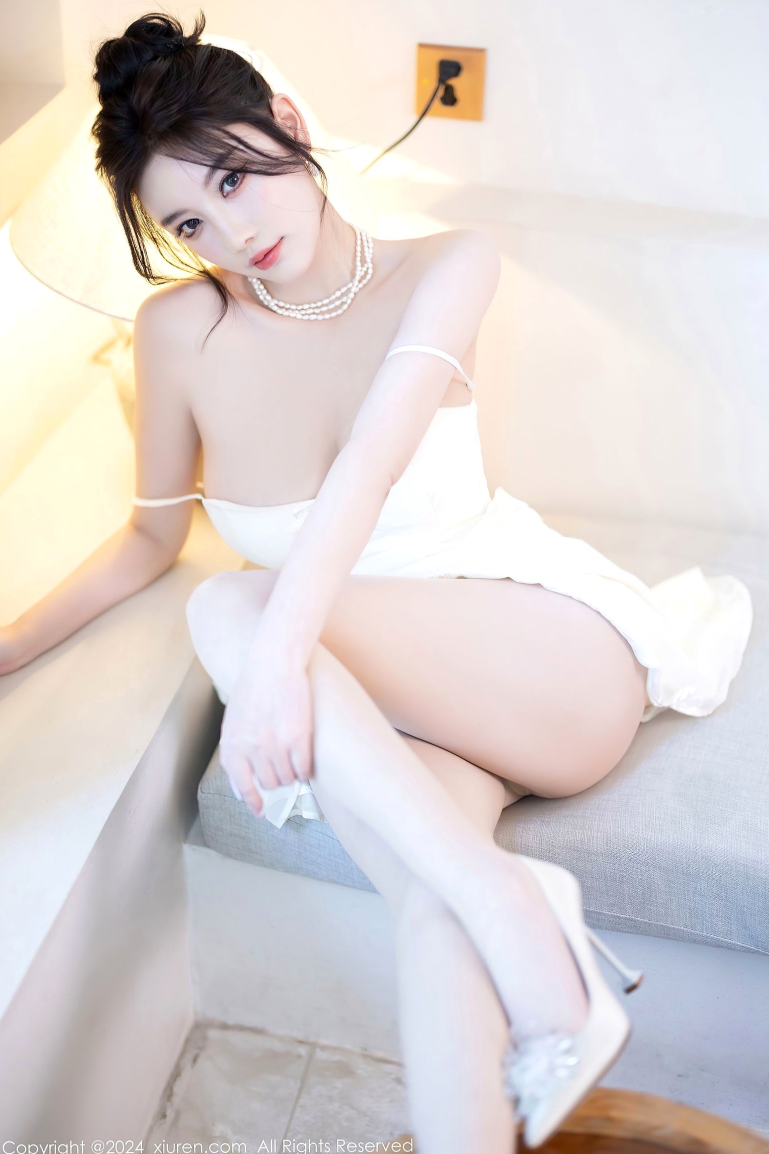 Gallery - XiuRen秀人网 - XiuRen -8538-杨晨晨Yome-纯欲风白色吊带长裙与白色丝袜室内私房写真-极致优雅诱惑-2024.05.14秀人网 - XiuRen 女神丝袜私房照诱惑 女神私房照_秀色女神 - image 51