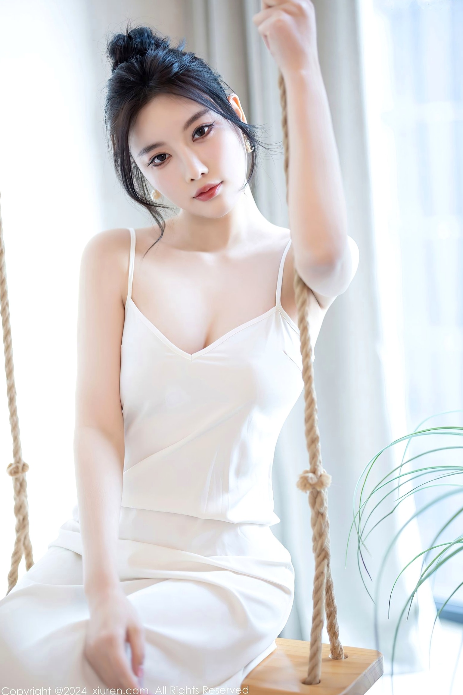 Gallery - XiuRen秀人网 - XiuRen -8538-杨晨晨Yome-纯欲风白色吊带长裙与白色丝袜室内私房写真-极致优雅诱惑-2024.05.14秀人网 - XiuRen 女神丝袜私房照诱惑 女神私房照_秀色女神 - image 57
