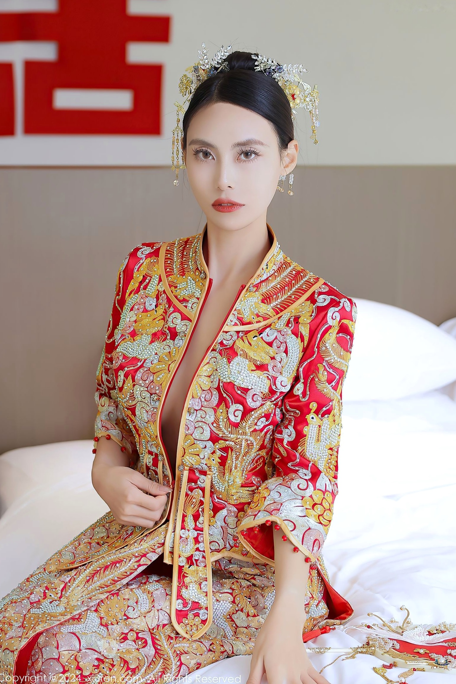 Gallery - XiuRen秀人网 - XiuRen -8534-lingyu69：中式新娘主题，古典红色嫁衣，极致私房诱惑，气质冷艳女神秀人网 - XiuRen 婚纱性感私房照女神诱惑气质冷艳 女神私房照_秀色女神 - image 4
