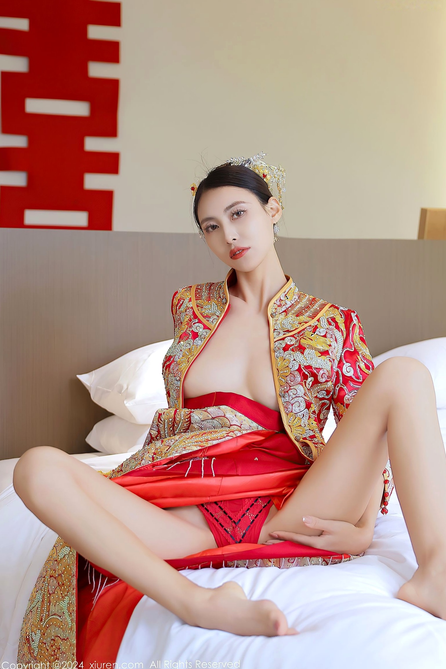 Gallery - XiuRen秀人网 - XiuRen -8534-lingyu69：中式新娘主题，古典红色嫁衣，极致私房诱惑，气质冷艳女神秀人网 - XiuRen 婚纱性感私房照女神诱惑气质冷艳 女神私房照_秀色女神 - image 18