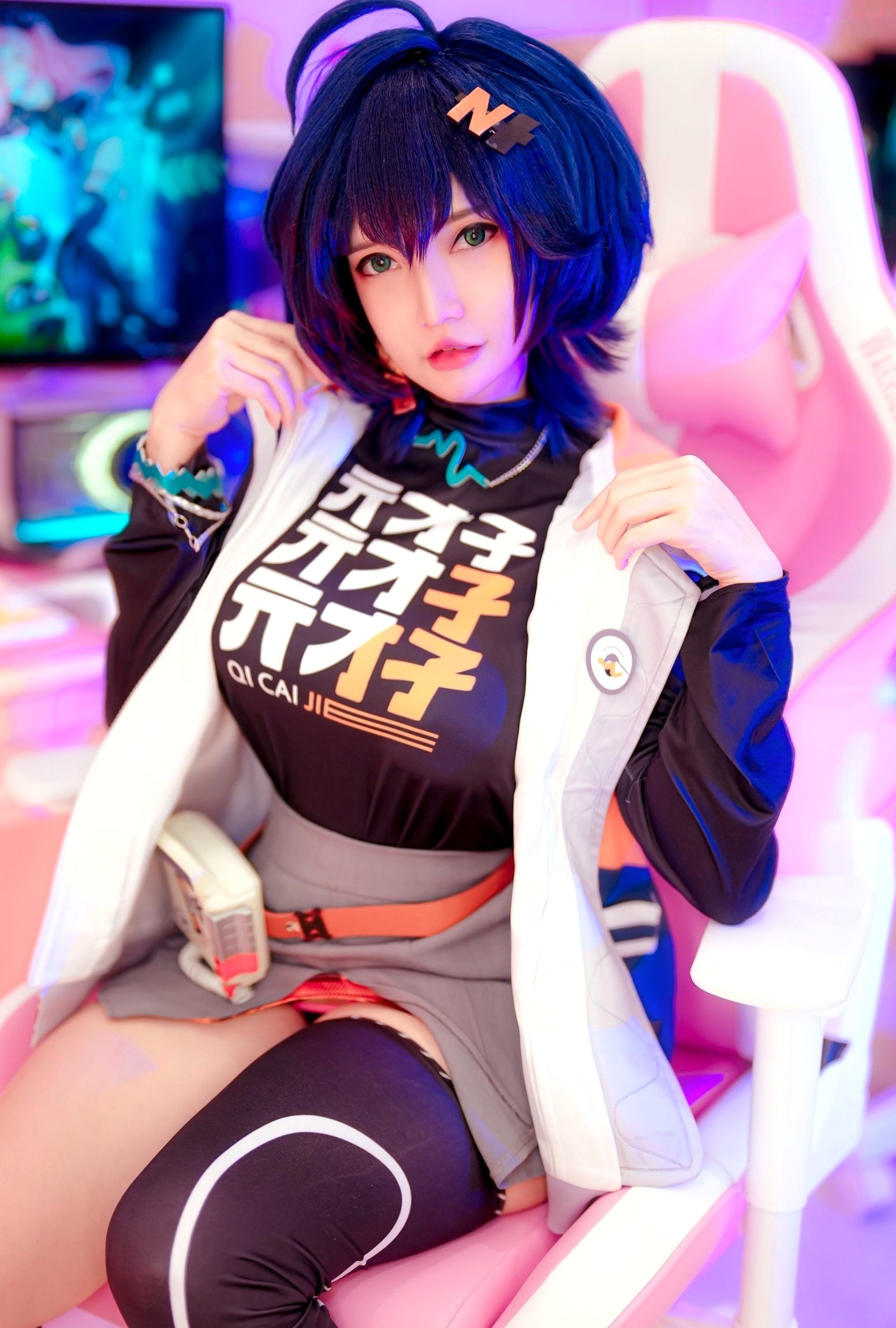 Gallery - Potato-Godzilla-绝区零贝尔Cosplay-电竞房赛博美少女-极致性感私房写真角色扮演性感私房照大尺度诱惑 女神私房照_秀色女神 - image 1