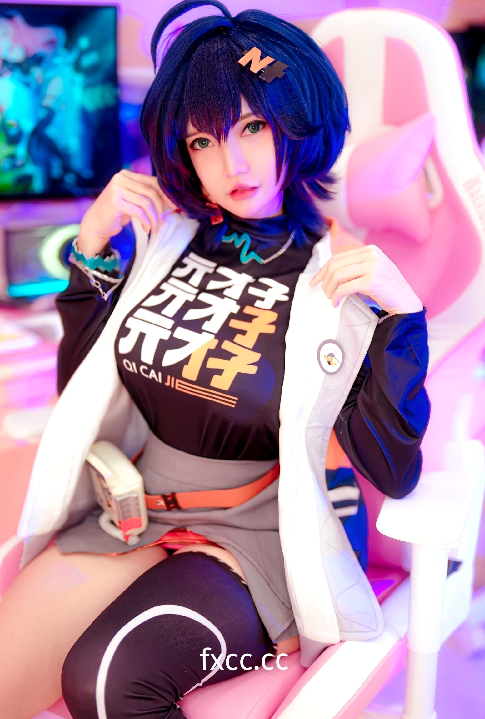 Gallery - Potato-Godzilla-绝区零贝尔Cosplay-电竞房赛博美少女-极致性感私房写真角色扮演性感私房照大尺度诱惑 女神私房照_秀色女神 - image 2