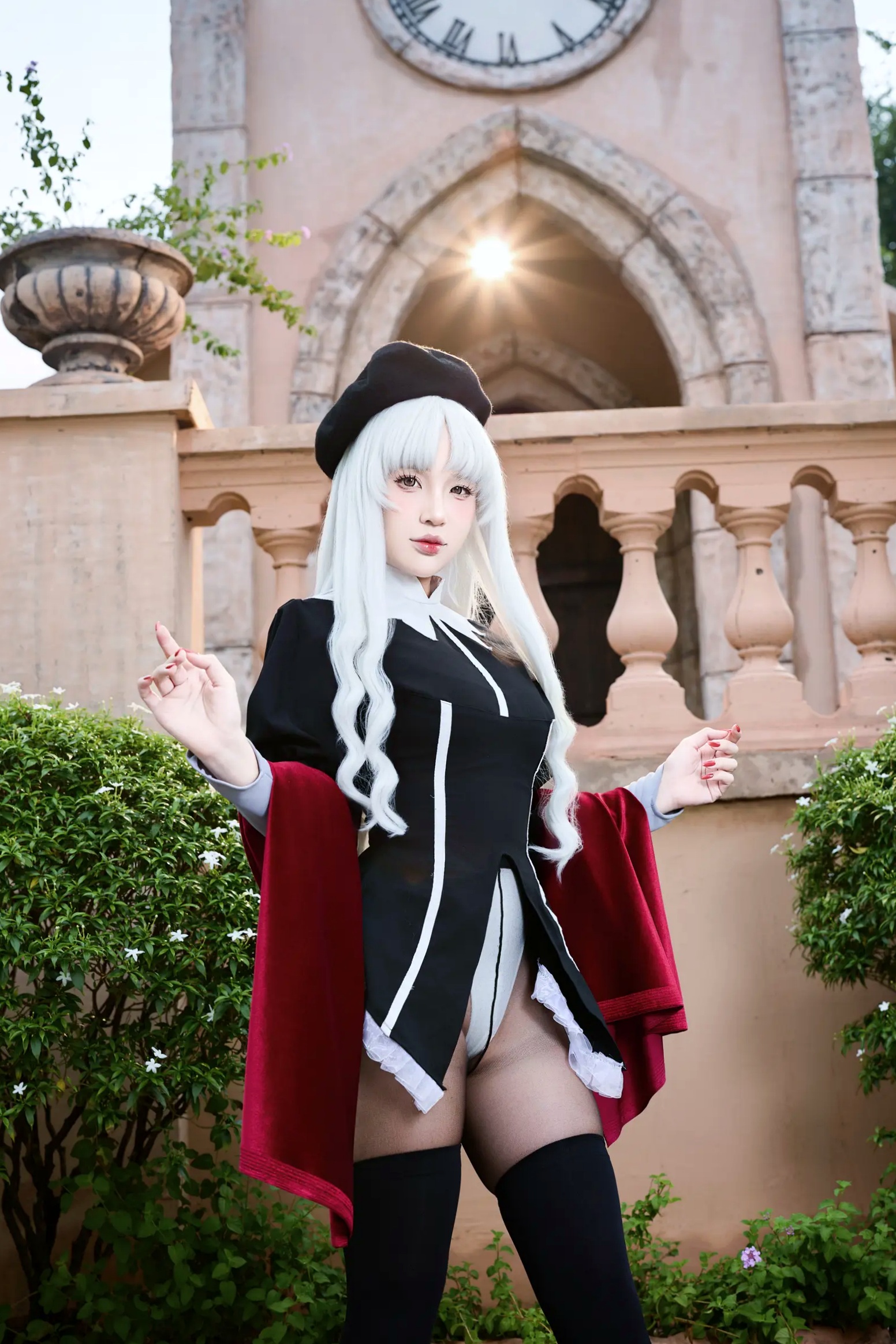 Gallery - Puy Puy Caren银发冷艳私房写真：制服黑丝连体衣展现绝美身材曲线，极具诱惑力的大尺度视觉盛宴私房照角色扮演黑丝诱惑性感 女神私房照_秀色女神 - image 102