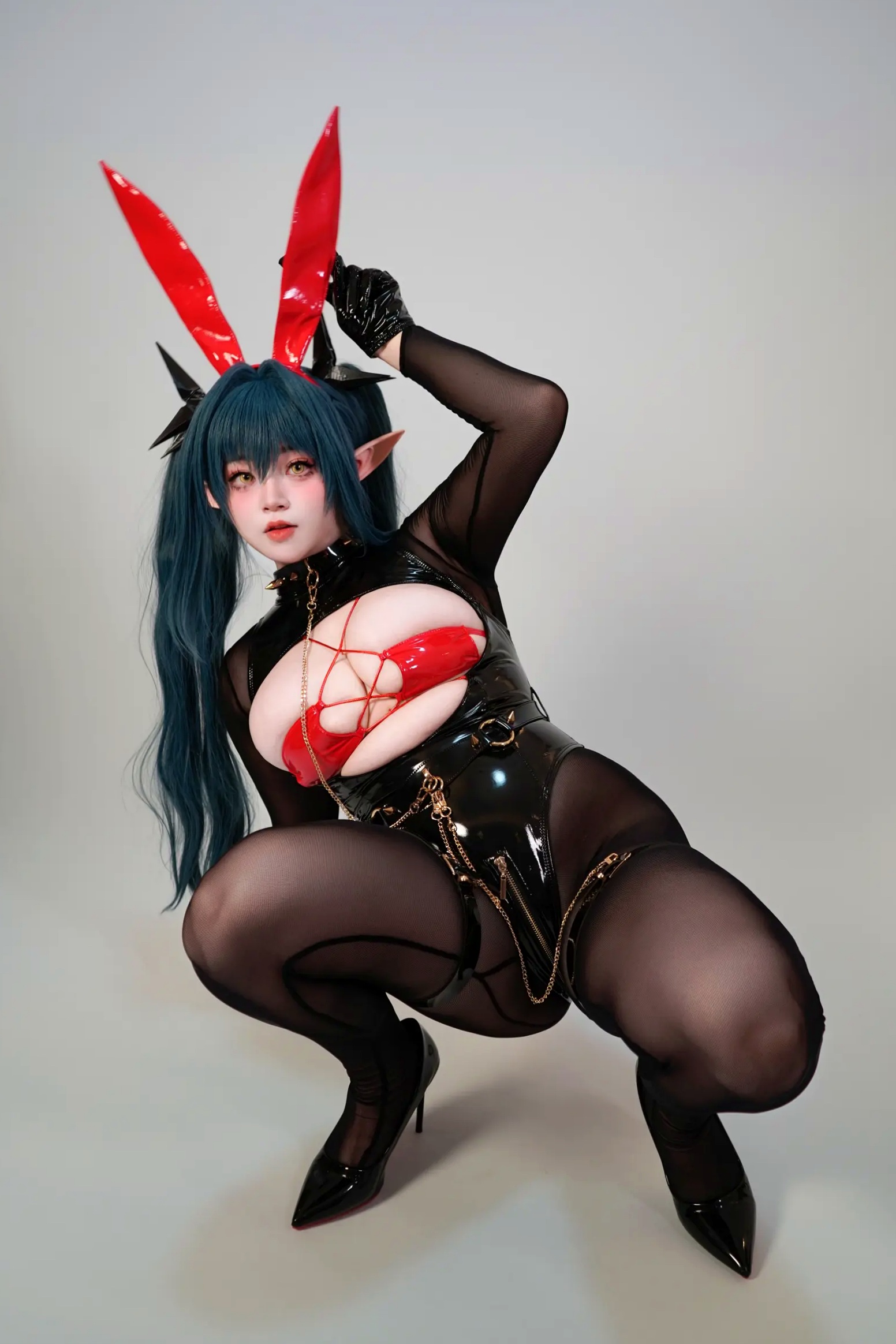 Gallery - 一只猫猫帽 - 雷根斯堡 漆皮紧身衣cosplay写真 性感魔幻兔女郎角色扮演 [196P]性感诱惑角色扮演丝袜大尺度 女神私房照_秀色女神 - image 56