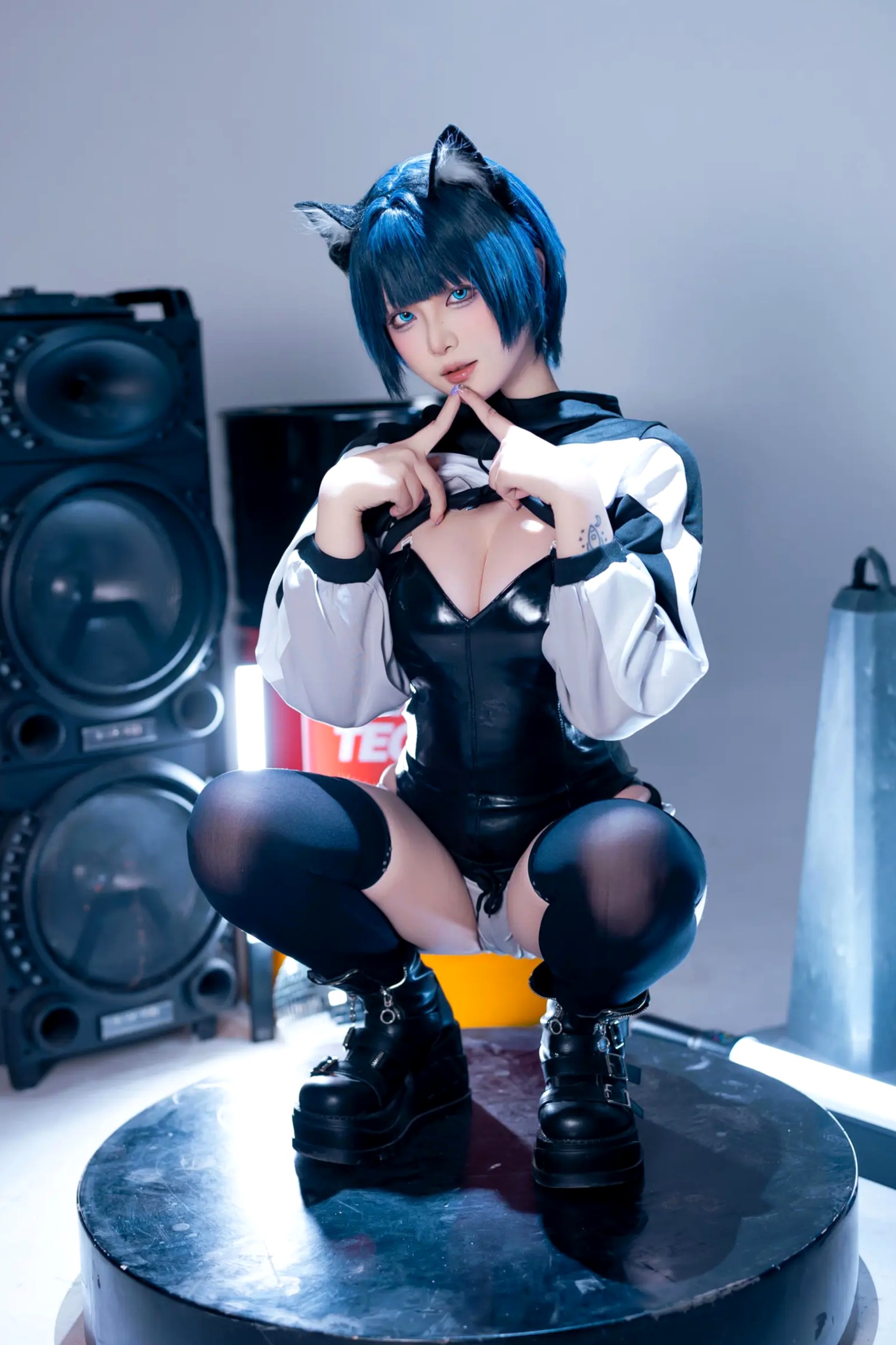 Gallery - 屿鱼 - 手办：二次元机能风猫耳少女，黑丝诱惑与朋克音浪的精致视听盛宴角色扮演性感黑丝萌系 女神私房照_秀色女神 - image 29