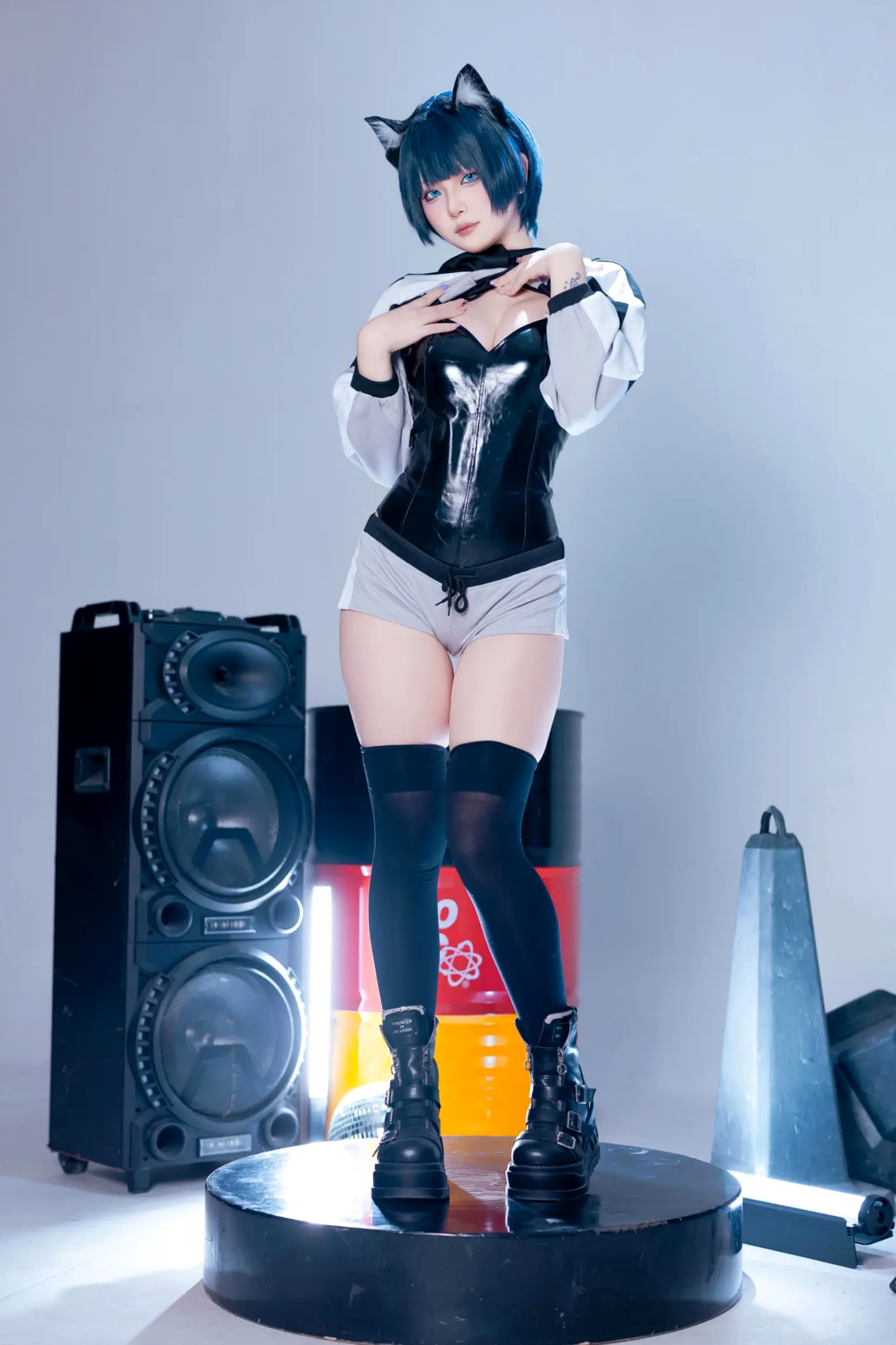 Gallery - 屿鱼 - 手办：二次元机能风猫耳少女，黑丝诱惑与朋克音浪的精致视听盛宴角色扮演性感黑丝萌系 女神私房照_秀色女神 - image 37