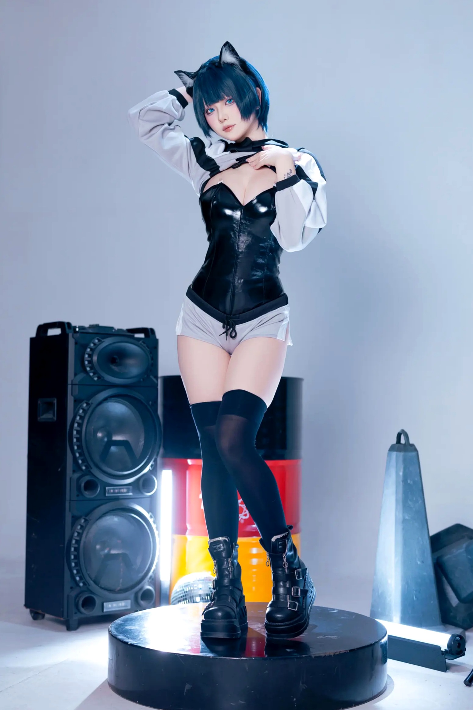 Gallery - 屿鱼 - 手办：二次元机能风猫耳少女，黑丝诱惑与朋克音浪的精致视听盛宴角色扮演性感黑丝萌系 女神私房照_秀色女神 - image 38