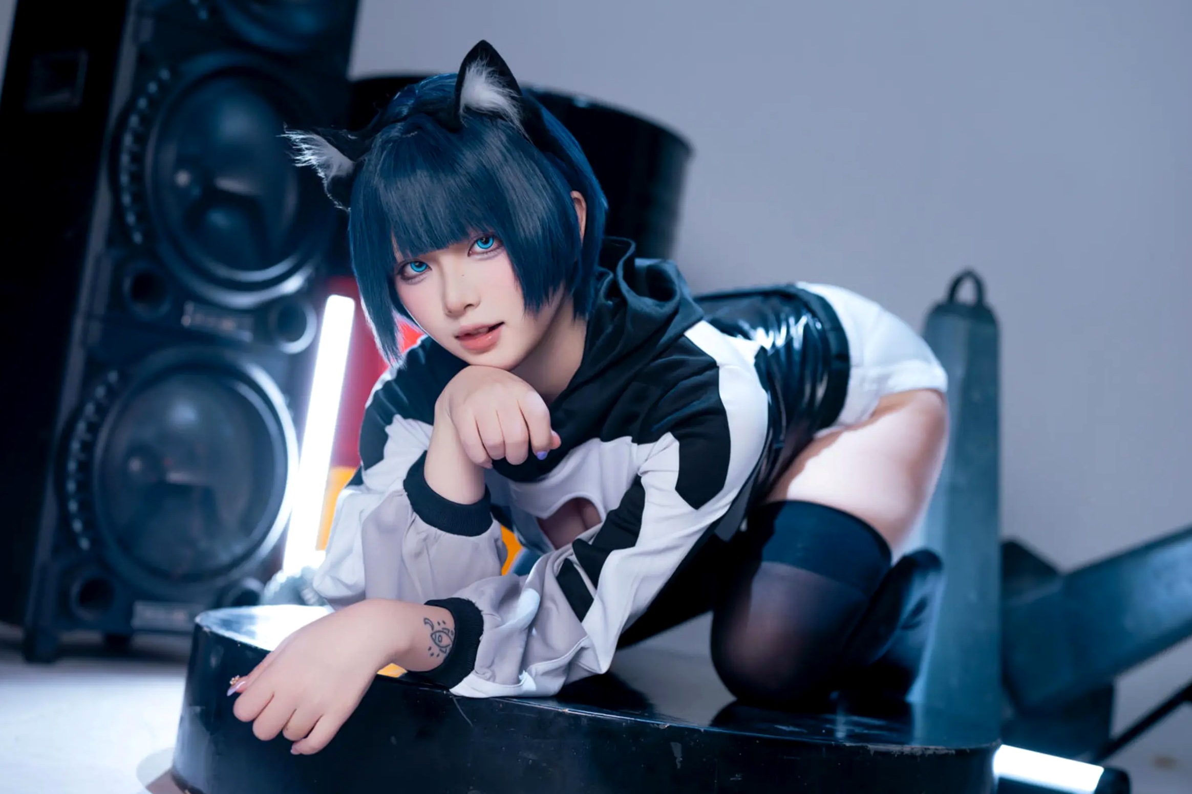 Gallery - 屿鱼 - 手办：二次元机能风猫耳少女，黑丝诱惑与朋克音浪的精致视听盛宴角色扮演性感黑丝萌系 女神私房照_秀色女神 - image 72