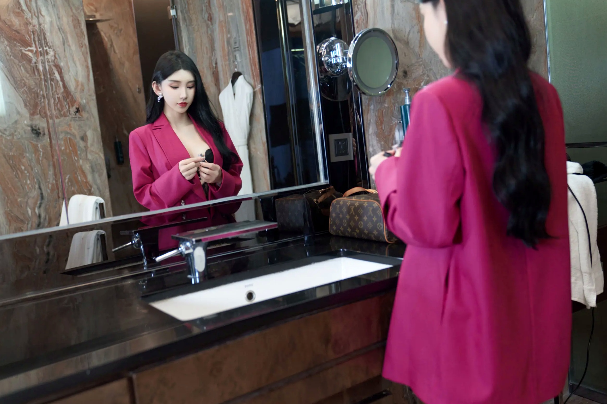 Gallery - 周于希 - 蕾丝黑丝浴室私房写真，极致诱惑曼妙曲线，尽显性感女神魅力 [109P]性感私房照黑丝丝袜女神 女神私房照_秀色女神 - image 18