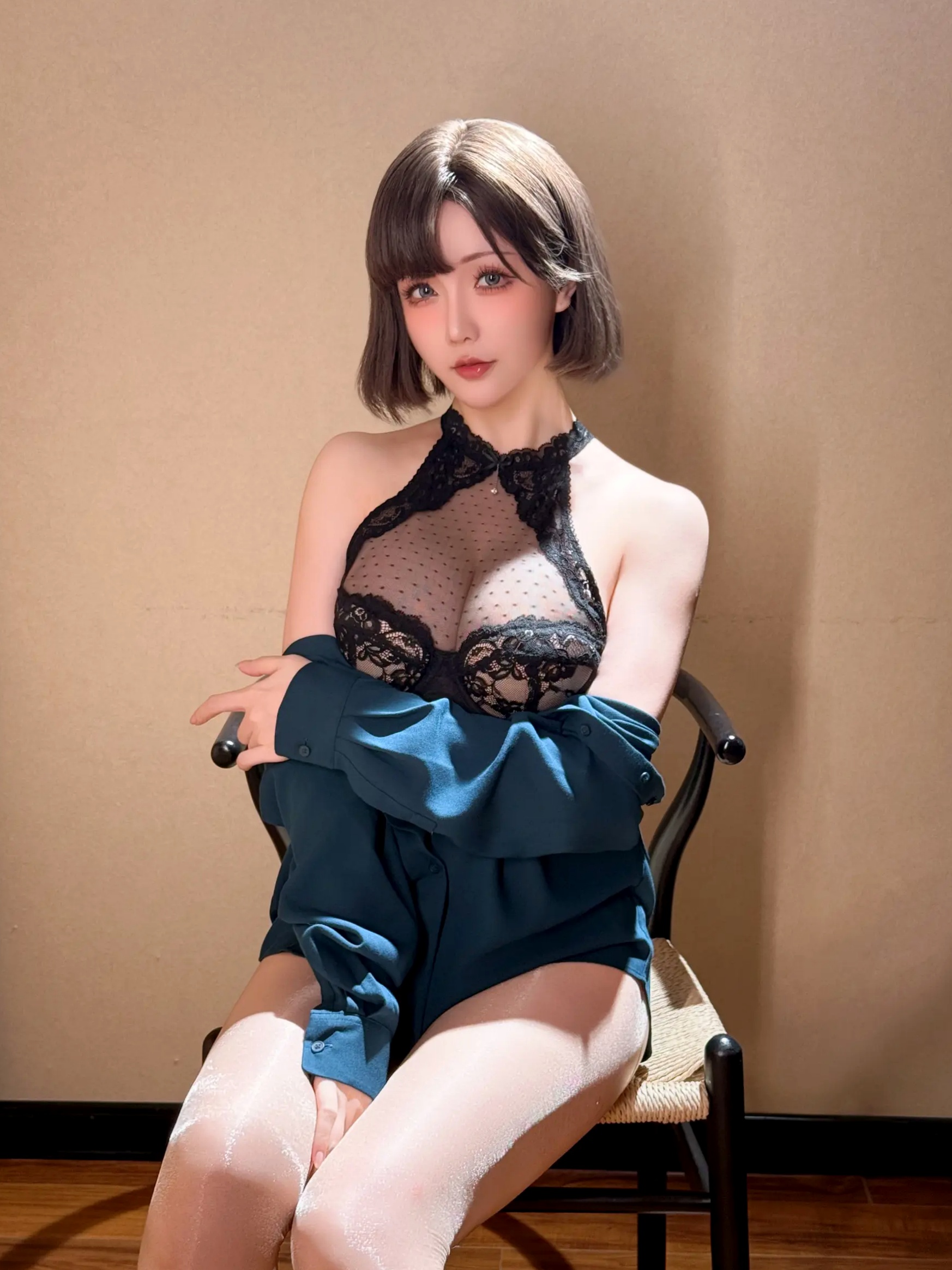 Gallery - 【私房摄影】星之迟迟 - Chiness Model ：热心的邻居姐姐，身着性感黑色蕾丝内衣，诠释极致诱惑，尽显邻家尤物魅力性感诱惑童颜巨乳私房照内衣 女神私房照_秀色女神 - image 101
