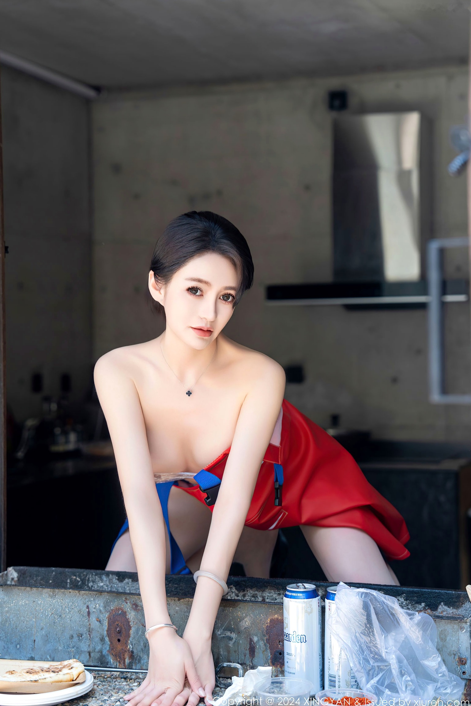 Gallery - XingYan星颜社- Star Face 第253期：林幼一演绎红围裙保鲜膜主题私房照，绝美大尺度家居诱惑星颜社- Star Face 私房照大尺度性感家居尤物 女神私房照_秀色女神 - image 11