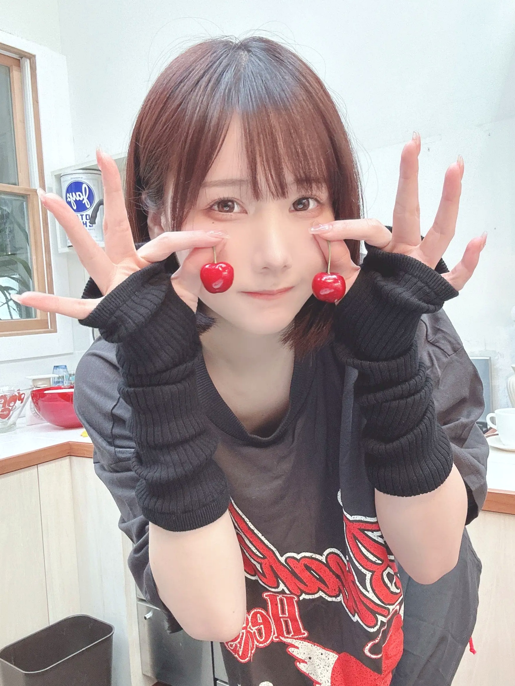 Gallery - けん研(Kenken) 2023.06 Fantia写真合集：清纯童颜、居家内衣、温泉湿身与泳装诱惑童颜巨乳清纯私房照内衣日本 女神私房照_秀色女神 - image 26