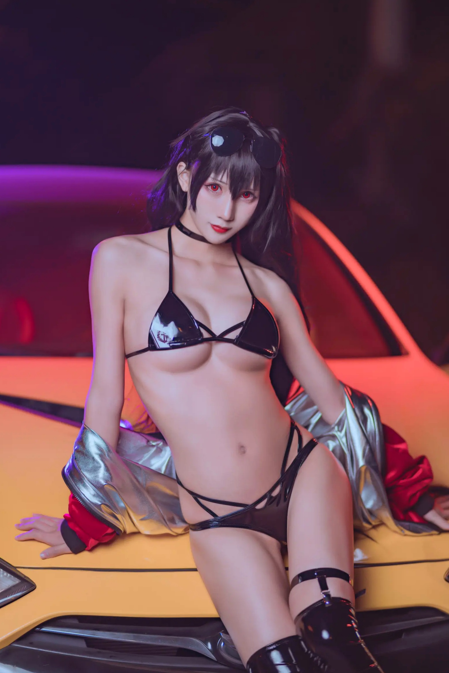 Gallery - masaki雅祈 - 大凤机车cosplay：性感漆皮比基尼与超跑的夜色极速盛宴角色扮演性感野性内衣冷艳 女神私房照_秀色女神 - image 2