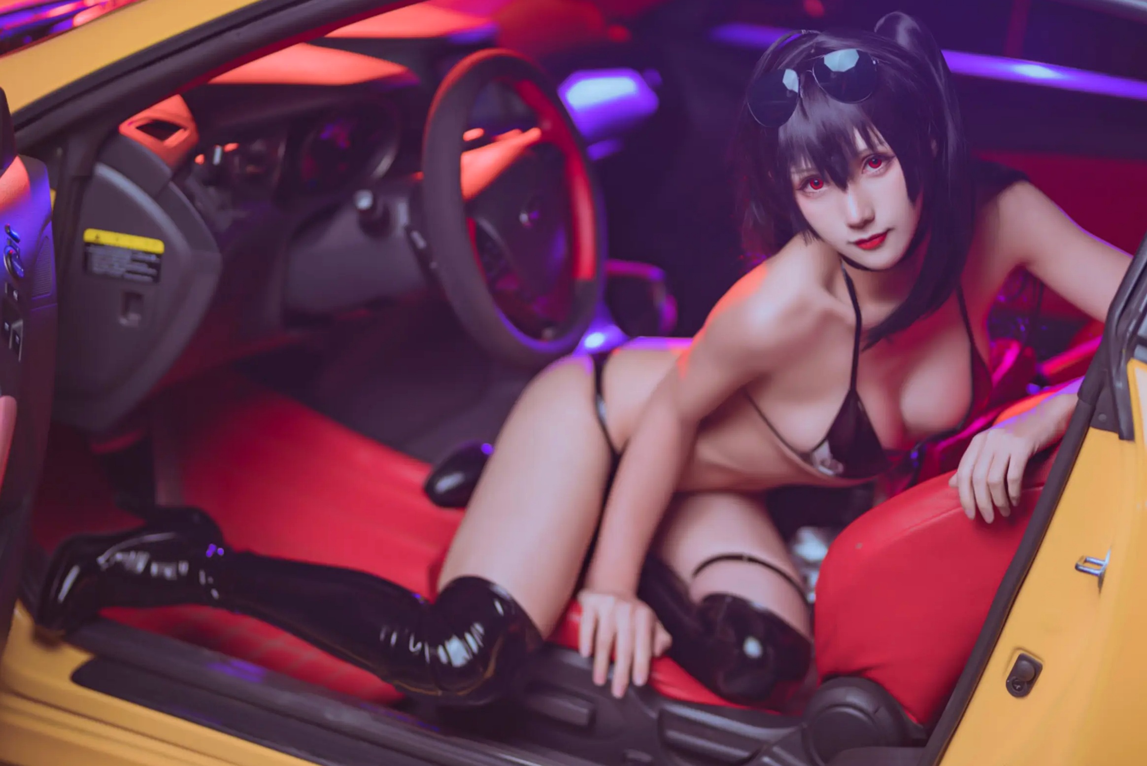 Gallery - masaki雅祈 - 大凤机车cosplay：性感漆皮比基尼与超跑的夜色极速盛宴角色扮演性感野性内衣冷艳 女神私房照_秀色女神 - image 11