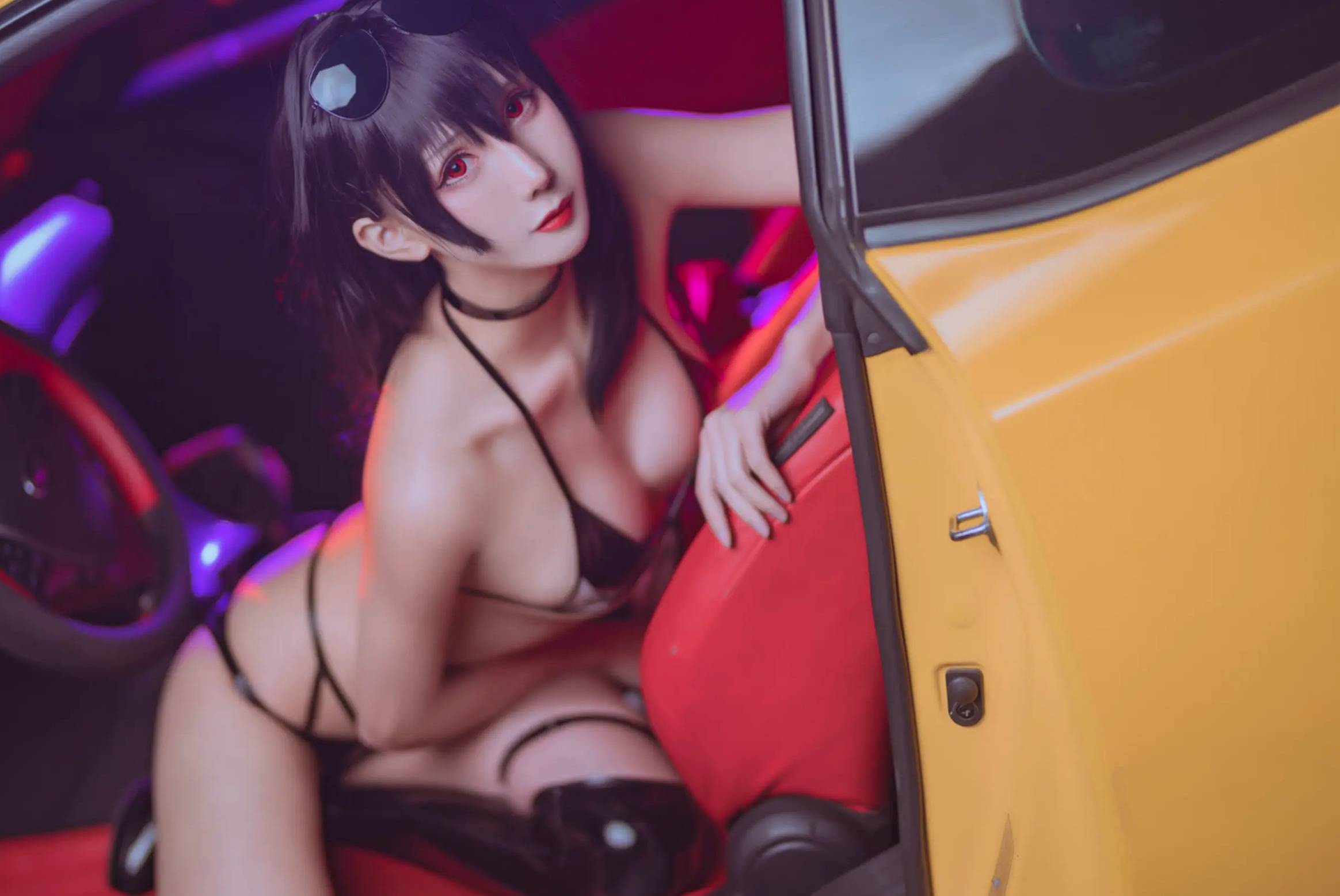 Gallery - masaki雅祈 - 大凤机车cosplay：性感漆皮比基尼与超跑的夜色极速盛宴角色扮演性感野性内衣冷艳 女神私房照_秀色女神 - image 12