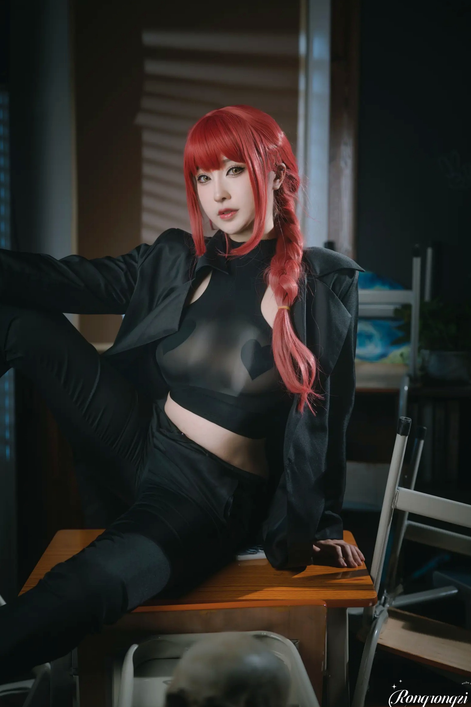 Gallery - 小容仔咕咕咕 - 链锯人玛奇玛Cosplay，私房大尺度诱惑，极致身材曲线尽显 [45P]角色扮演私房照大尺度性感诱惑 女神私房照_秀色女神 - image 8