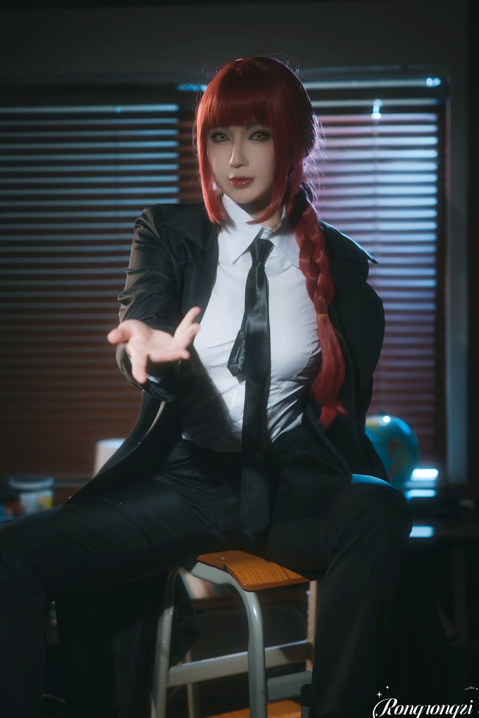 Gallery - 小容仔咕咕咕 - 链锯人玛奇玛Cosplay，私房大尺度诱惑，极致身材曲线尽显 [45P]角色扮演私房照大尺度性感诱惑 女神私房照_秀色女神 - image 13
