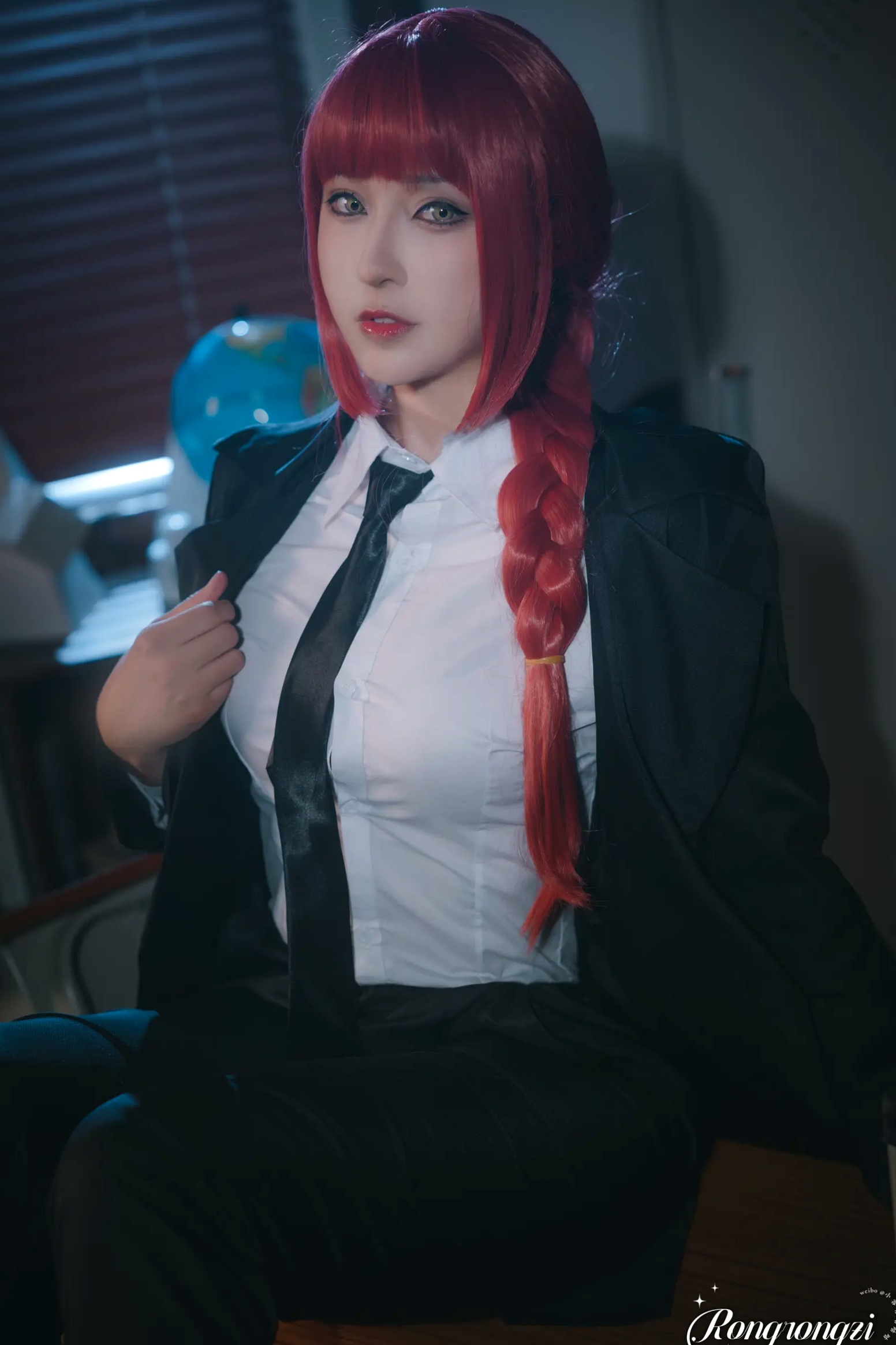 Gallery - 小容仔咕咕咕 - 链锯人玛奇玛Cosplay，私房大尺度诱惑，极致身材曲线尽显 [45P]角色扮演私房照大尺度性感诱惑 女神私房照_秀色女神 - image 14