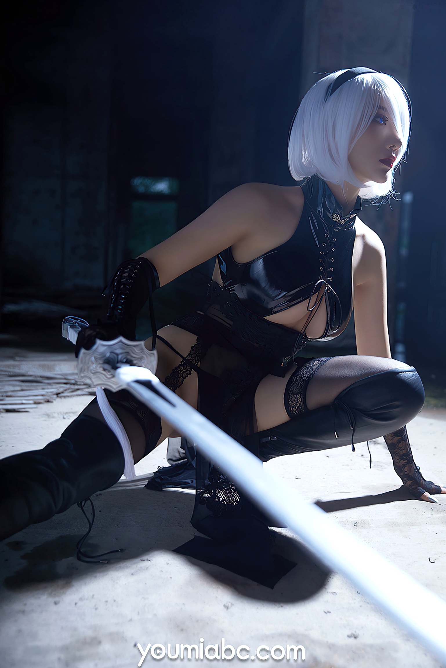 Gallery - YouMi尤蜜-2021.10.26-何嘉颖-《机械姬2B》极致性感COS、二次元战斗女神、皮革蕾丝诱惑、冷艳绝美视觉大片尤蜜荟 - Chiness Model 角色扮演性感大尺度尤物 女神私房照_秀色女神 - image 5