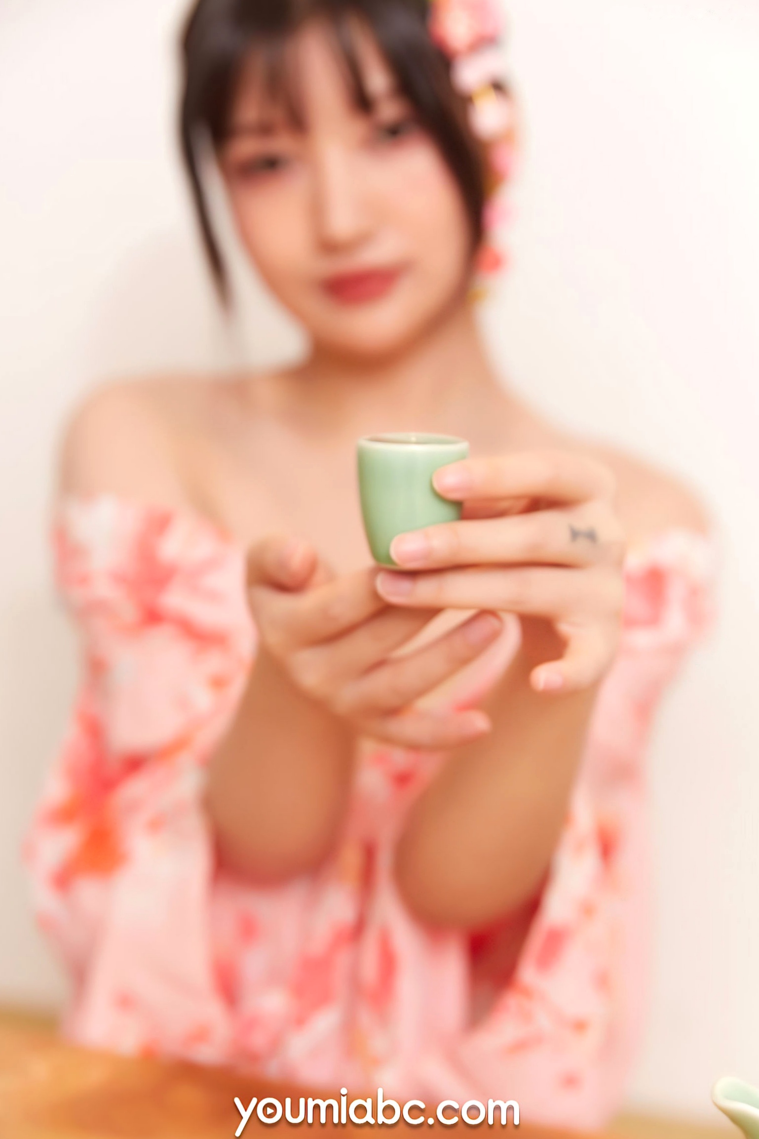 Gallery - YouMi尤蜜 尹兒《居酒屋的快乐》日系和服私房写真，白嫩诱惑与清纯风情的完美结合尤蜜荟 - Chiness Model 和服诱惑白嫩私房照日本 女神私房照_秀色女神 - image 17