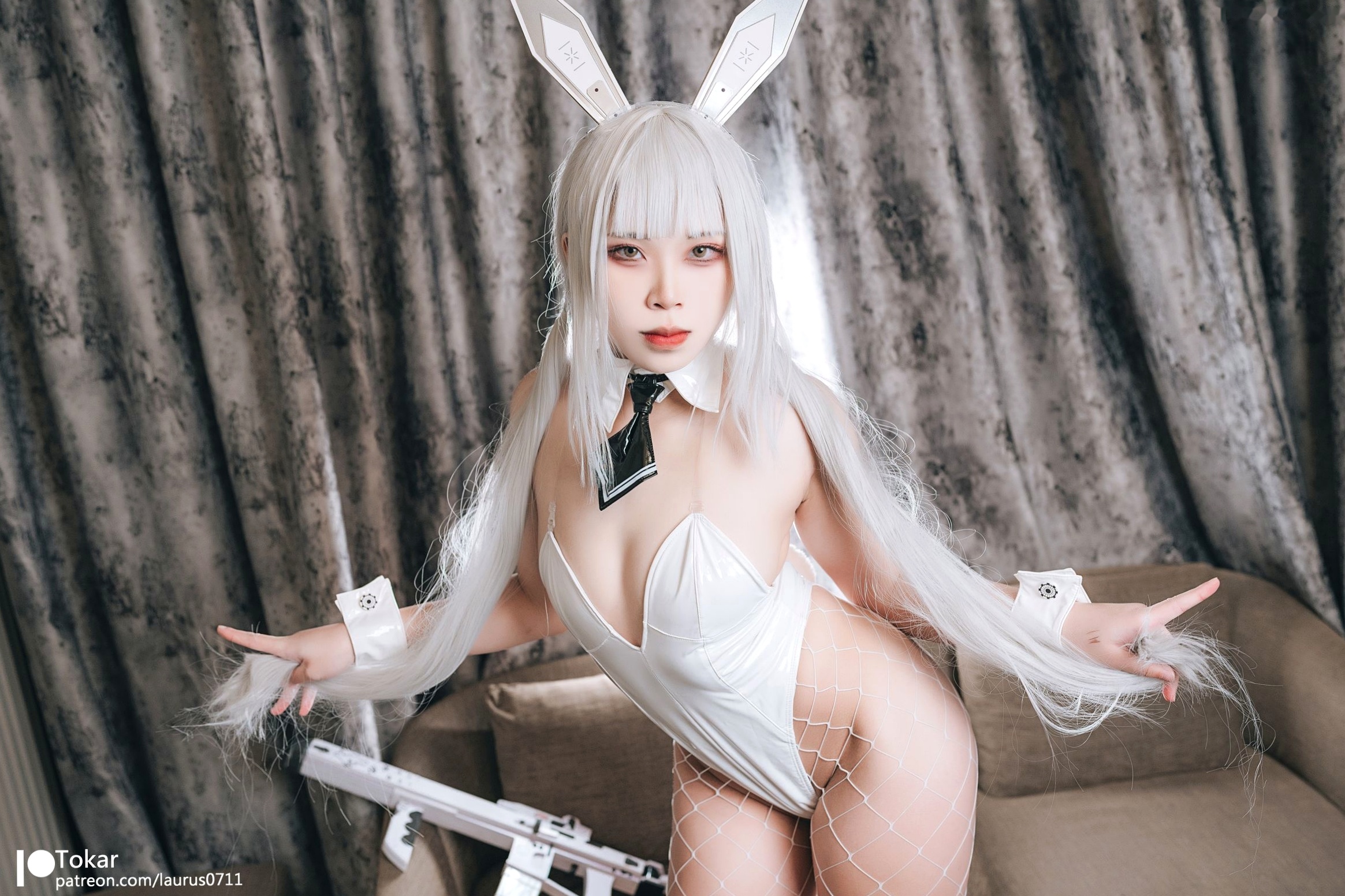 Gallery - Tokar浵卡-Blanc-布兰儿：高颜值二次元白色兔女郎角色扮演，极品肤质网格丝袜诱惑大尺度私房写真角色扮演诱惑大尺度冷艳丝袜 女神私房照_秀色女神 - image 2
