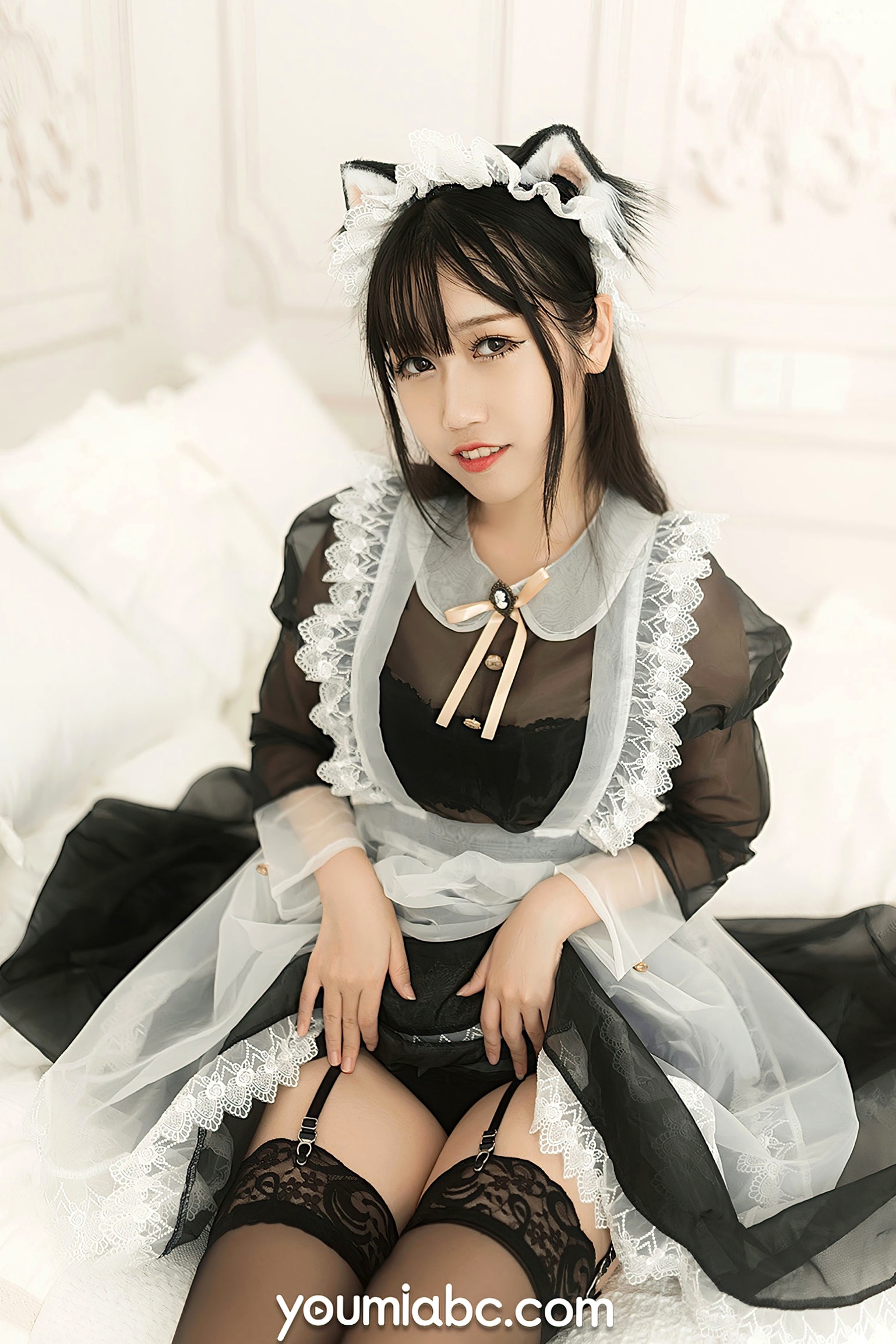 Gallery - YouMi尤蜜-呆猫-黑丝猫娘女仆：甜美角色扮演、蕾丝私房诱惑与极致性感美腿视觉盛宴尤蜜荟 - Chiness Model 女仆角色扮演黑丝私房照性感 女神私房照_秀色女神 - image 1